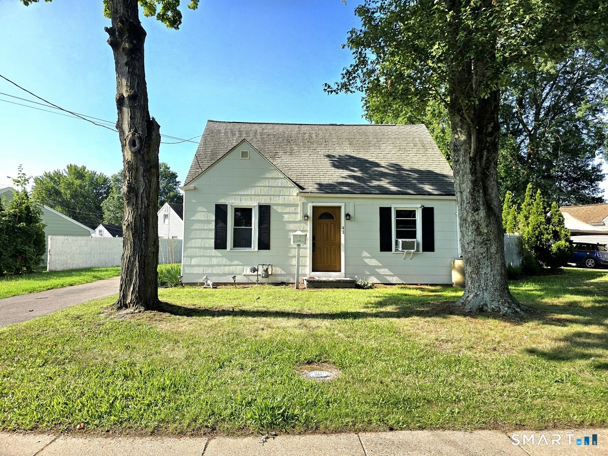 41 Hockanum Drive Property Photo 17