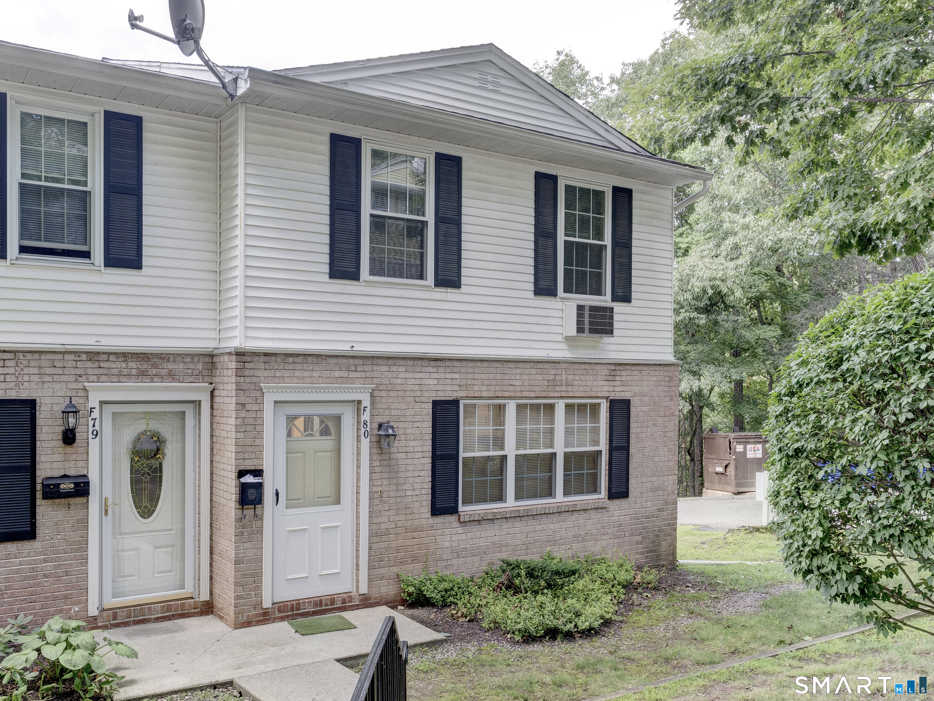 80 Hunter 80 Court Property Photo 1