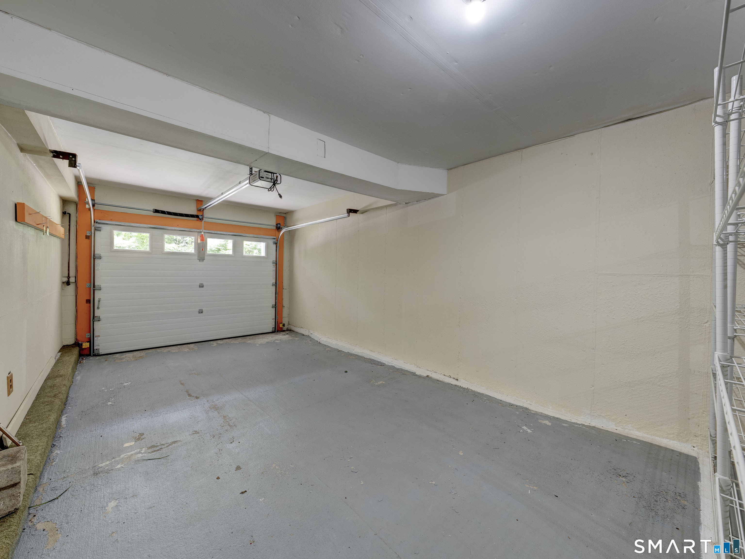 80 Hunter 80 Court Property Photo 37