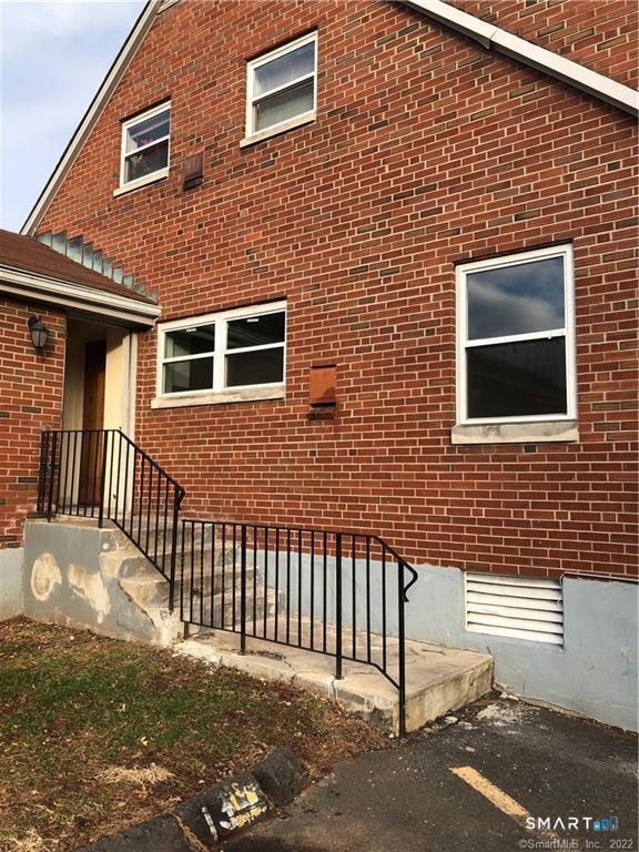 21 Hartford 13 Avenue Property Photo 1