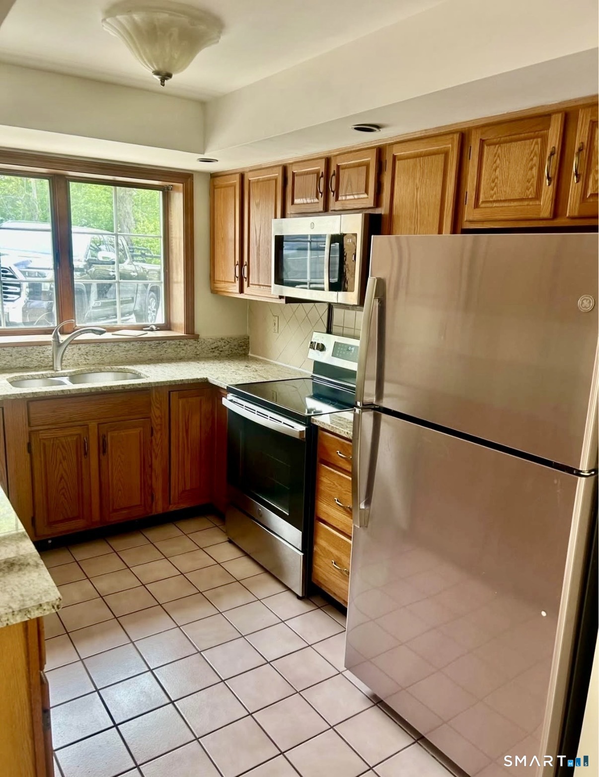 15 George 30 Street Property Photo 3