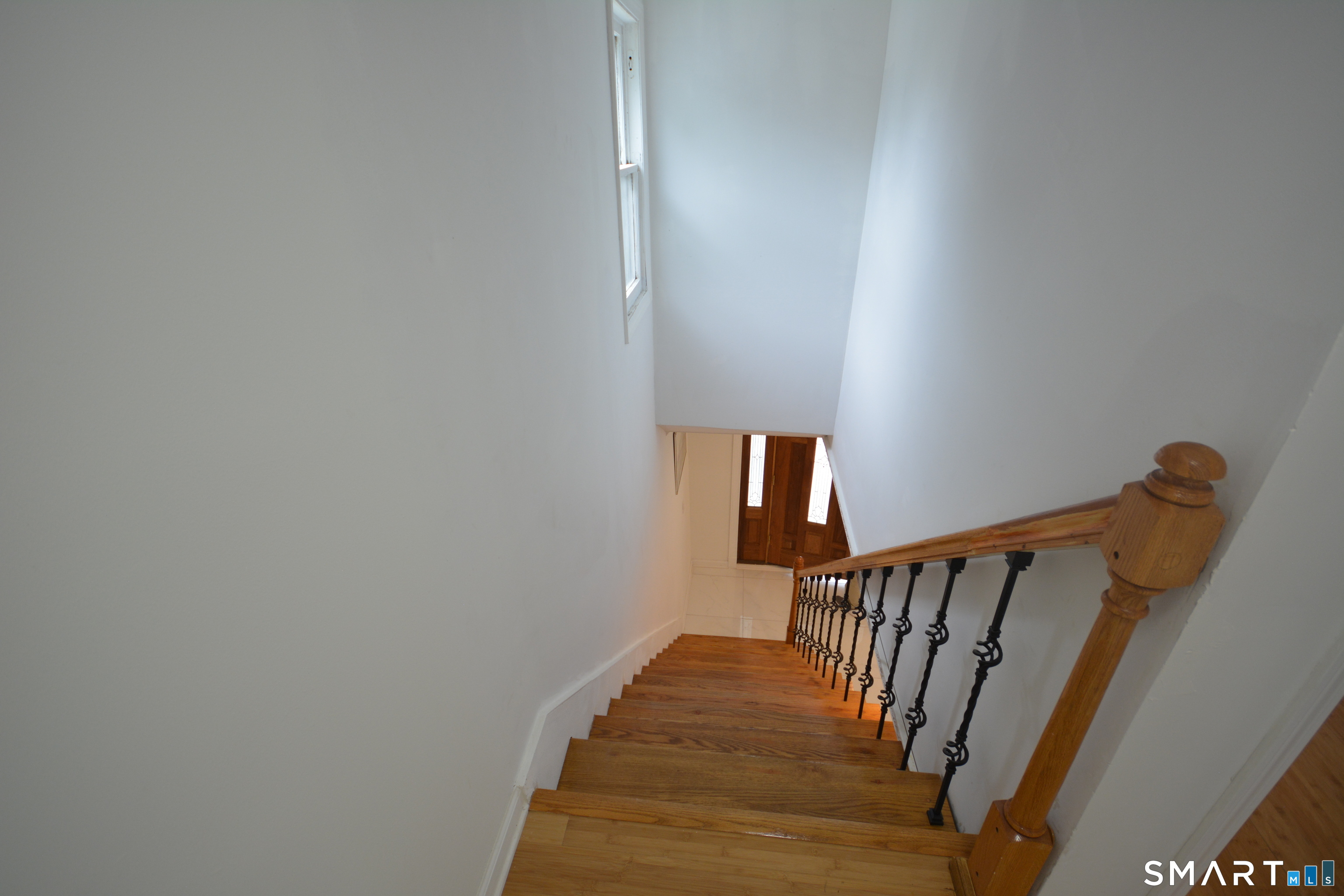 184 West Avenue Property Photo 16