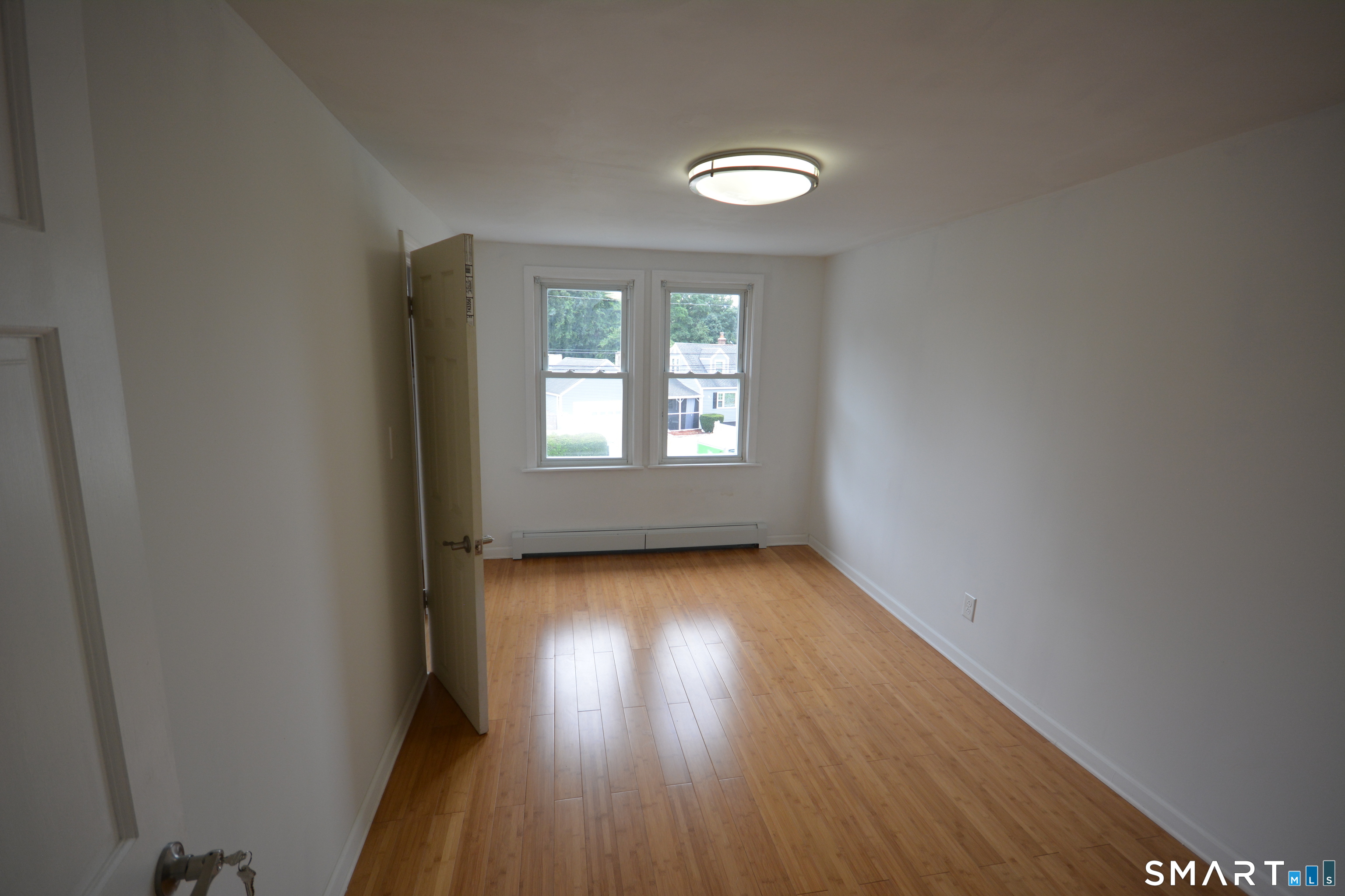 184 West Avenue Property Photo 19