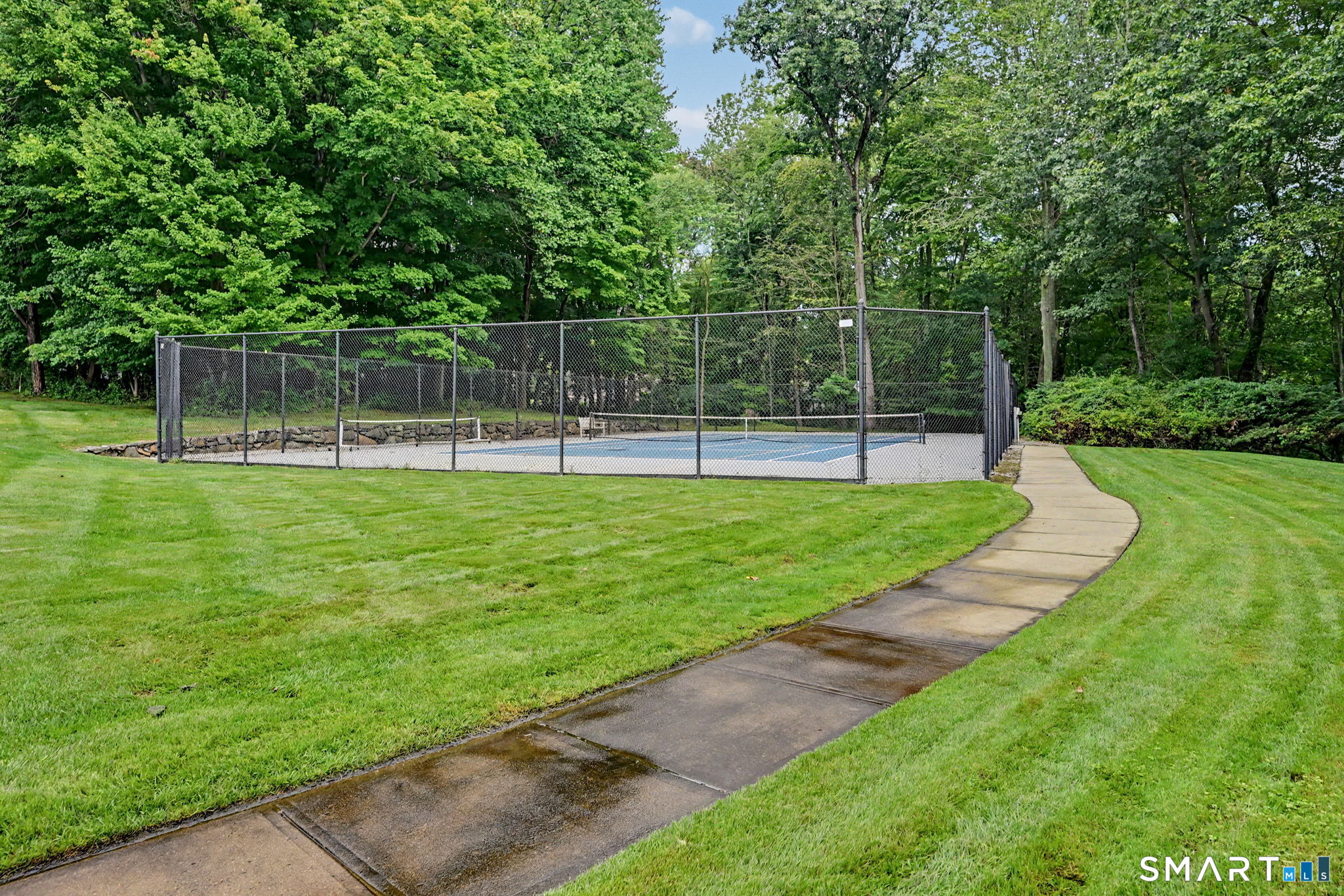 126 Roberton 126 Crossing Property Photo 36