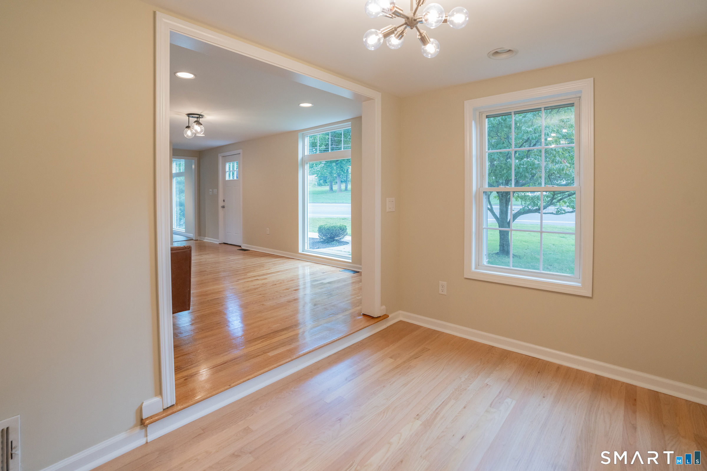 1325 Sullivan Avenue Property Photo 23