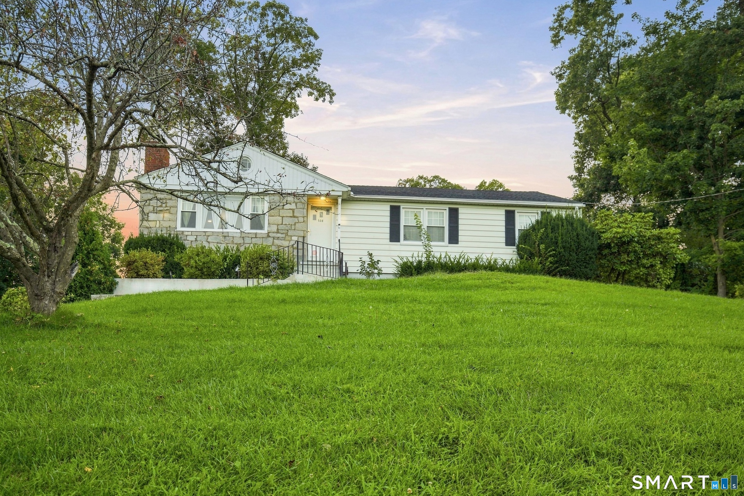 108 Pleasant Avenue