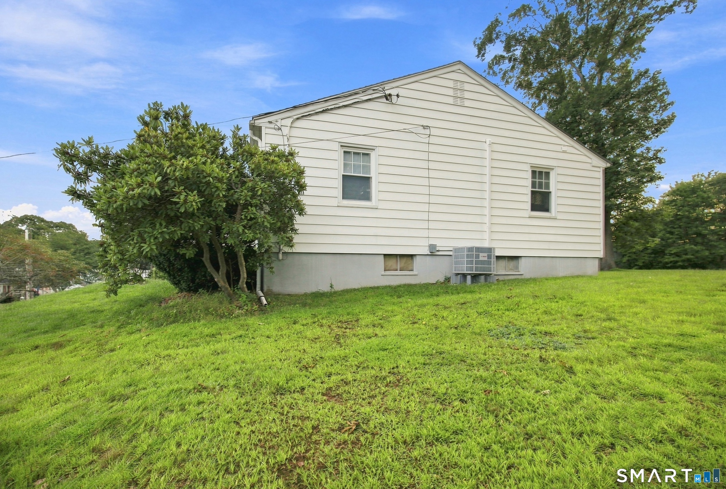 108 Pleasant Avenue Property Photo 24