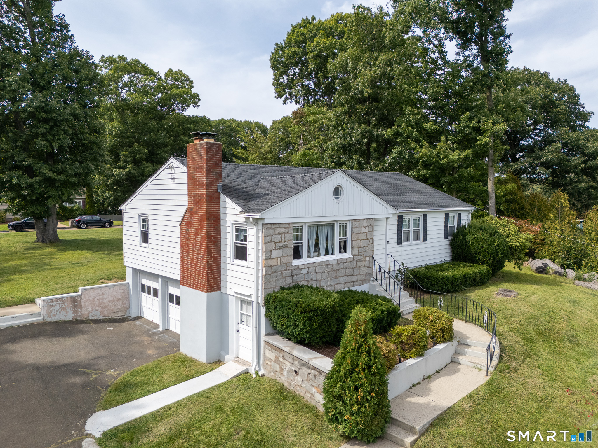 108 Pleasant Avenue Property Photo 33