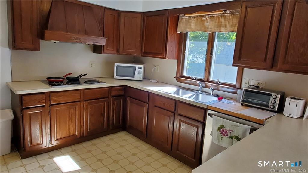 32 Fernridge Road Property Photo 8