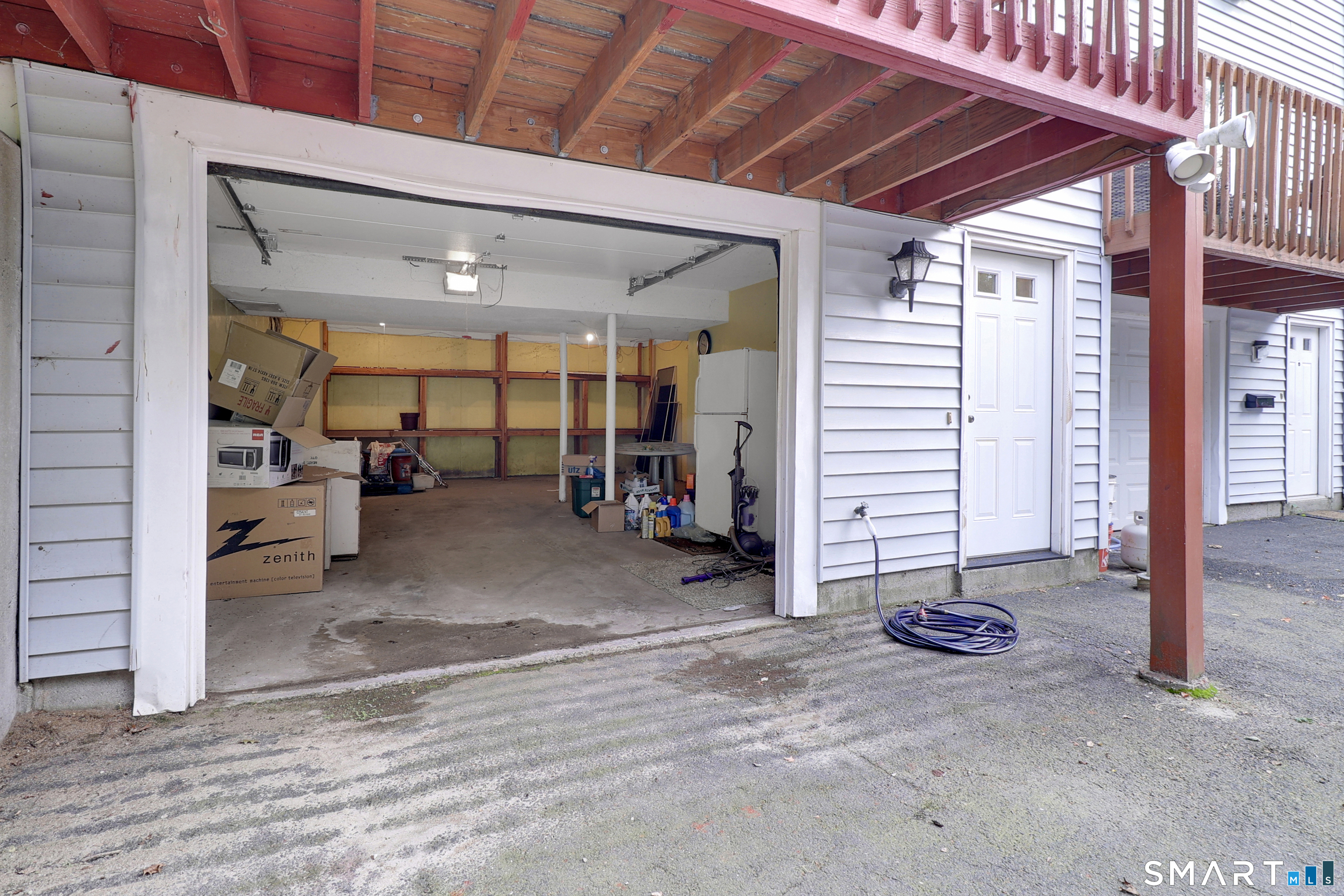 64 Hawthorne D Street Property Photo 33