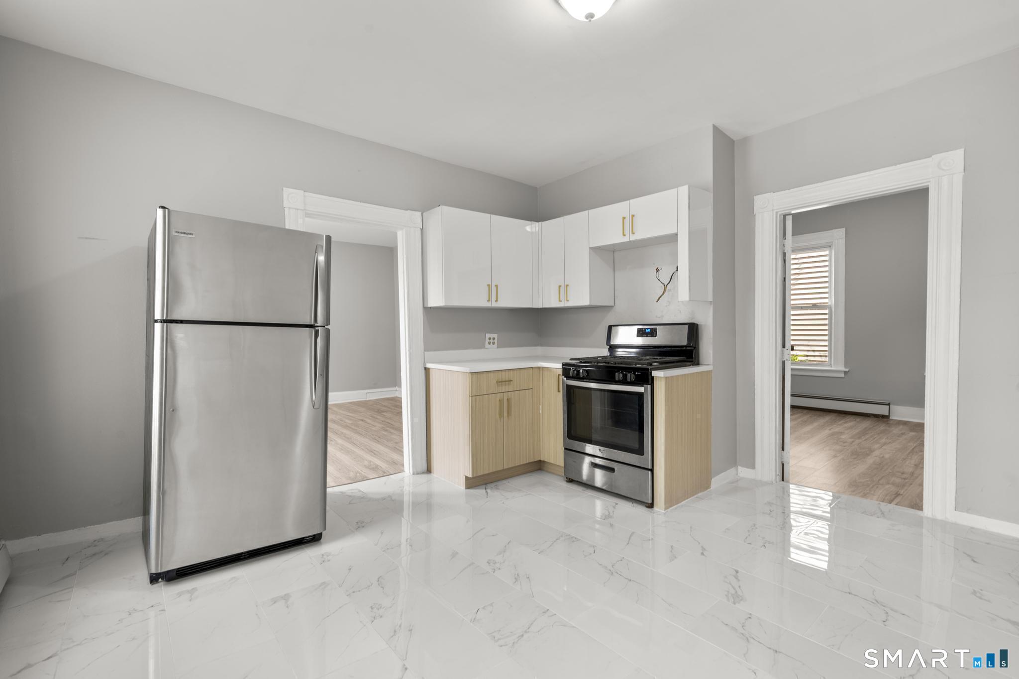 30 Walnut North Street Property Photo 6