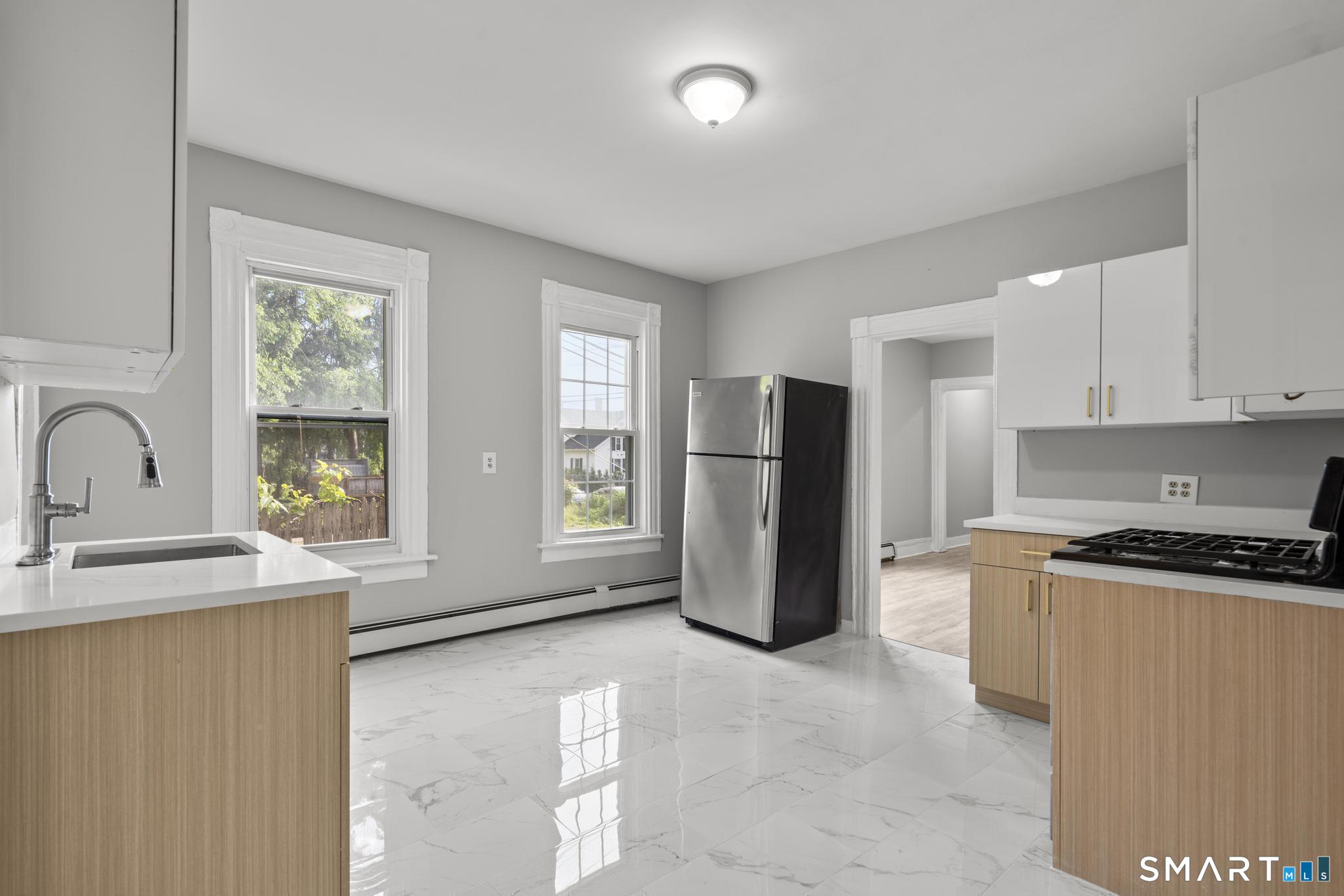 30 Walnut North Street Property Photo 8