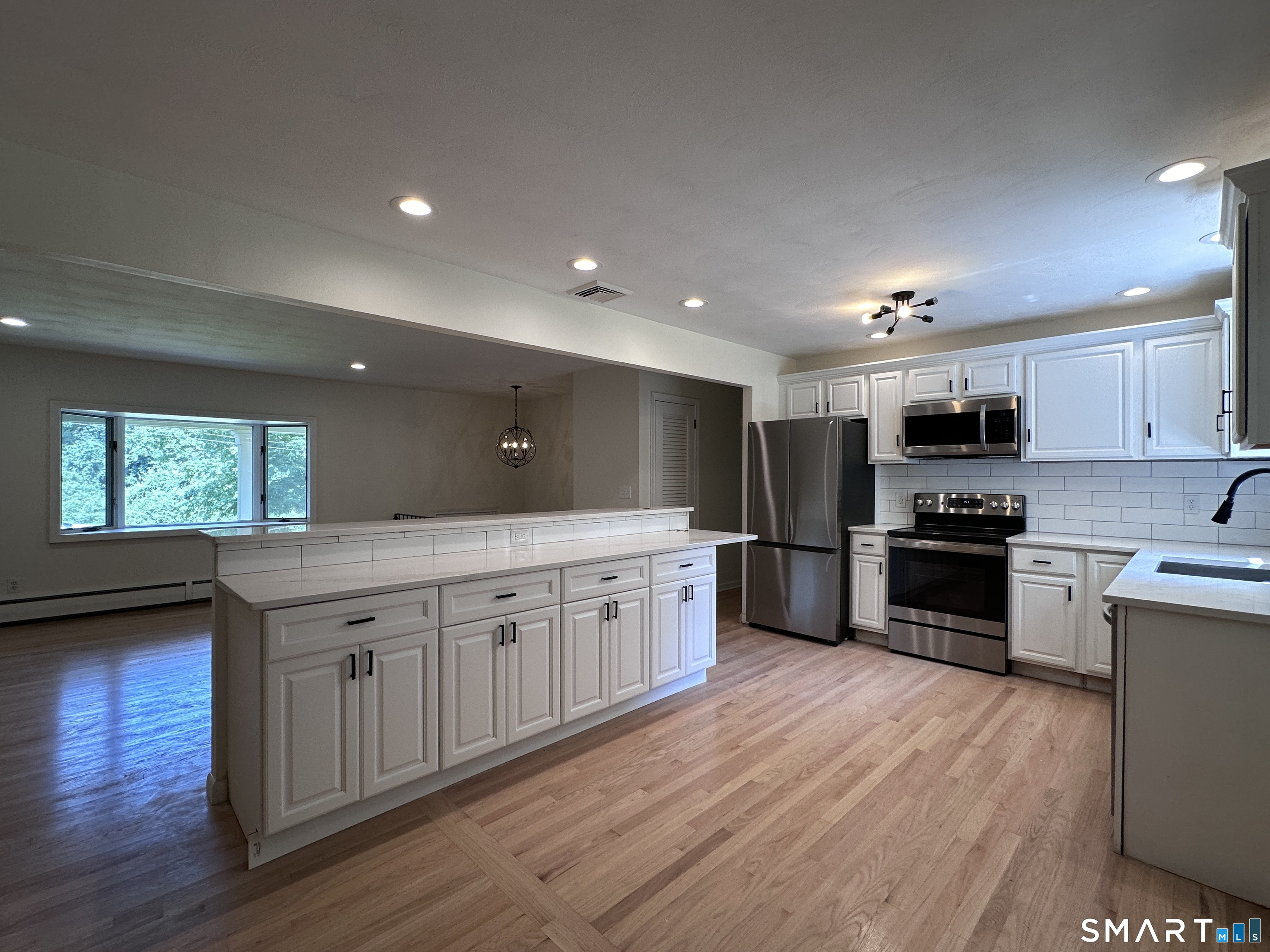10 Indian Hill Road Property Photo 3