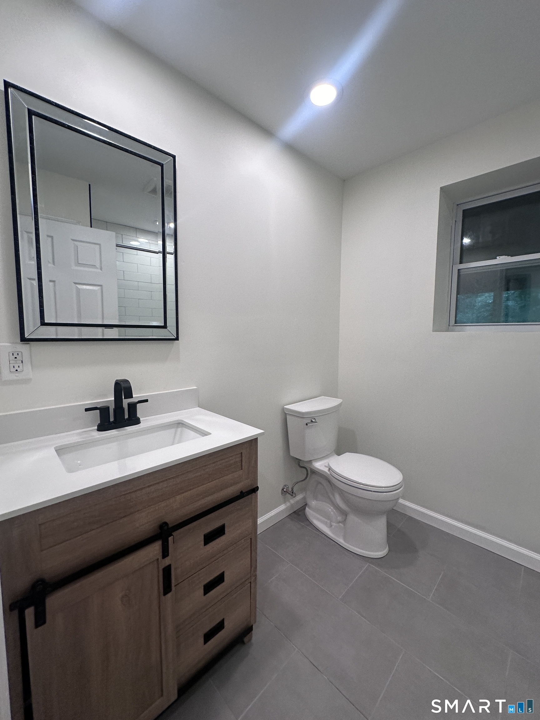 10 Indian Hill Road Property Photo 24