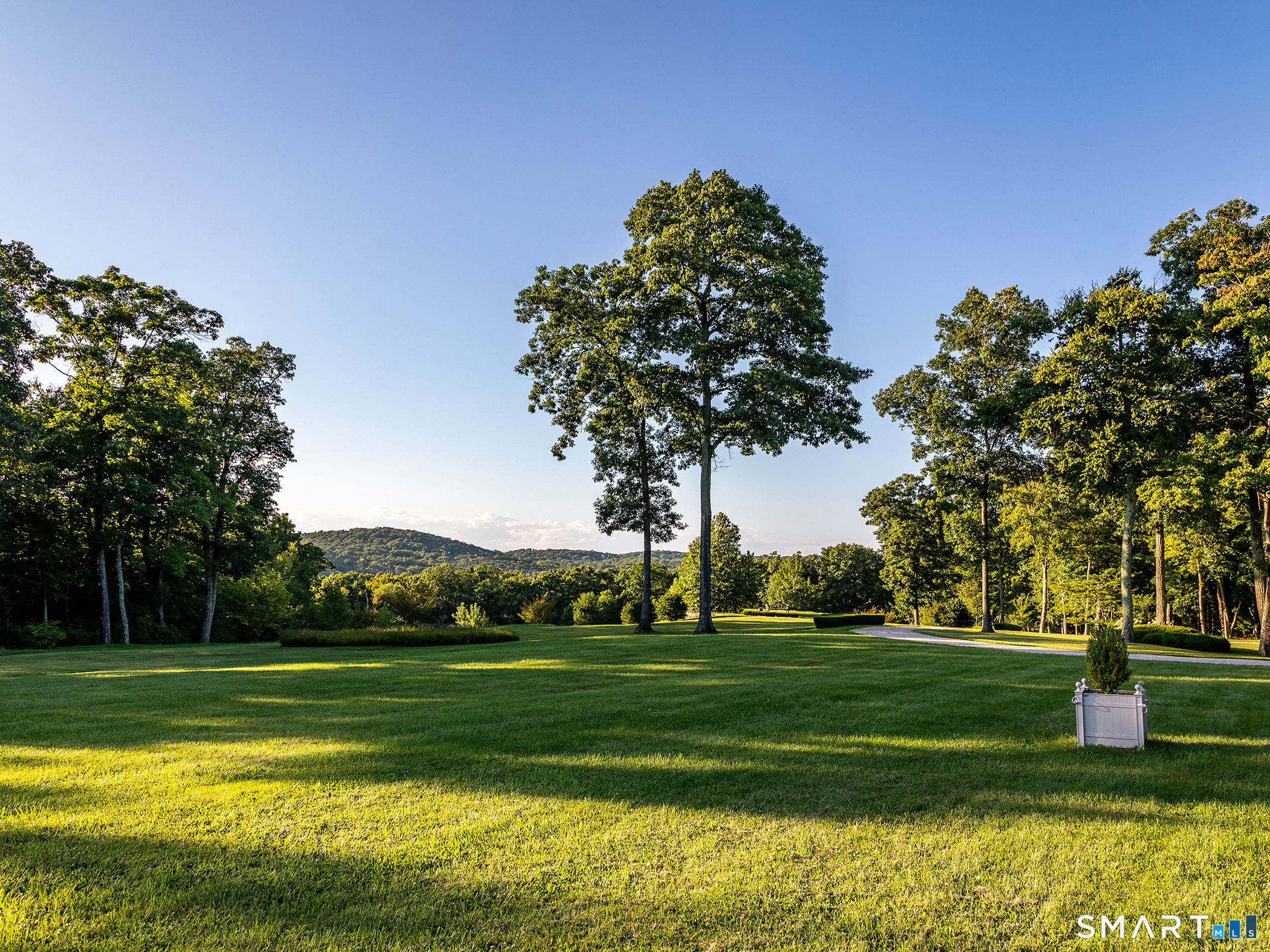 24201909 Property Photo 3