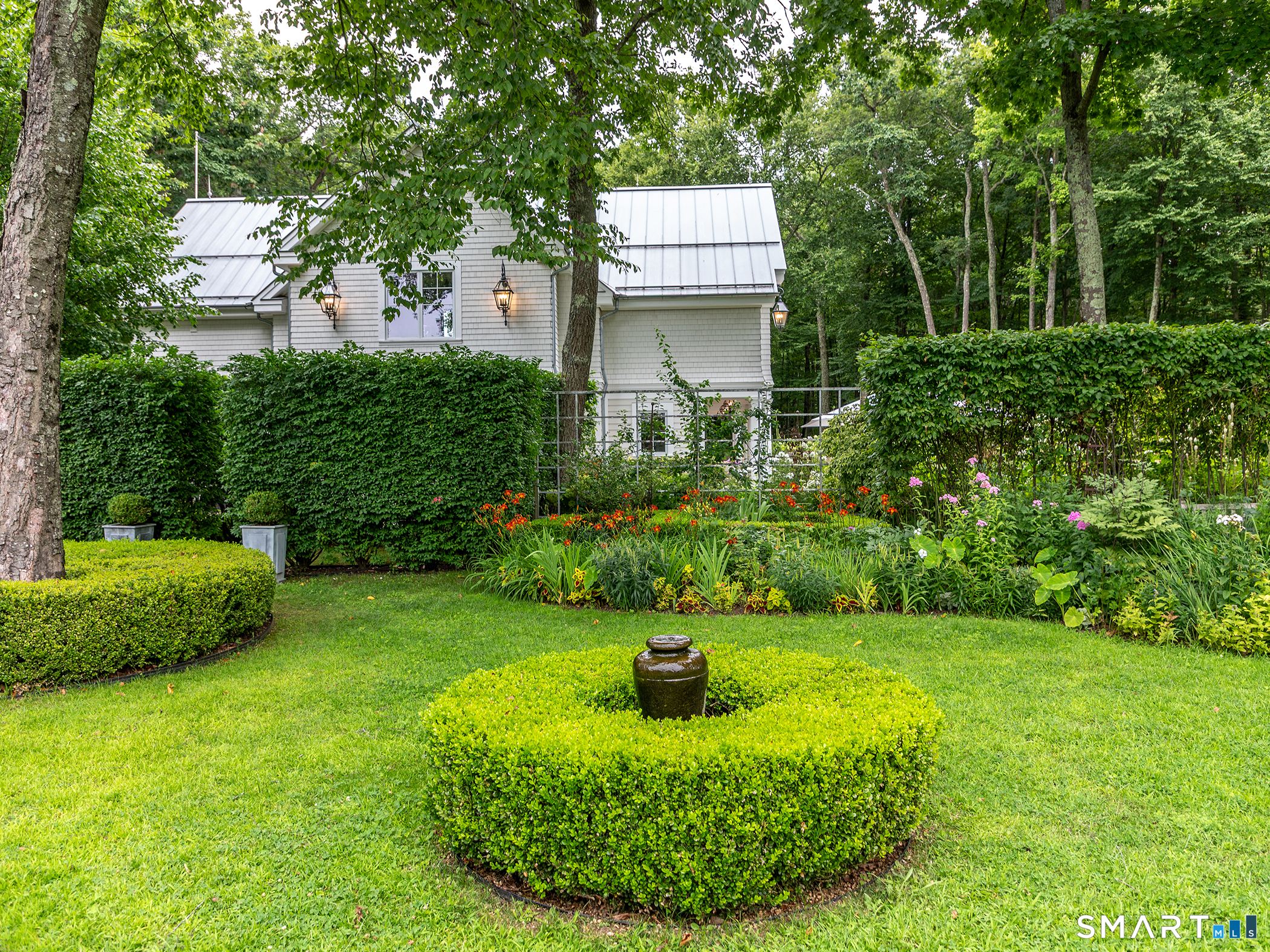 24201909 Property Photo 28