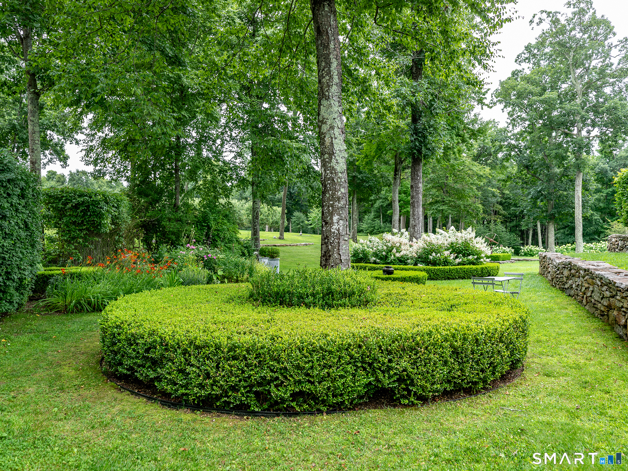 24201909 Property Photo 29