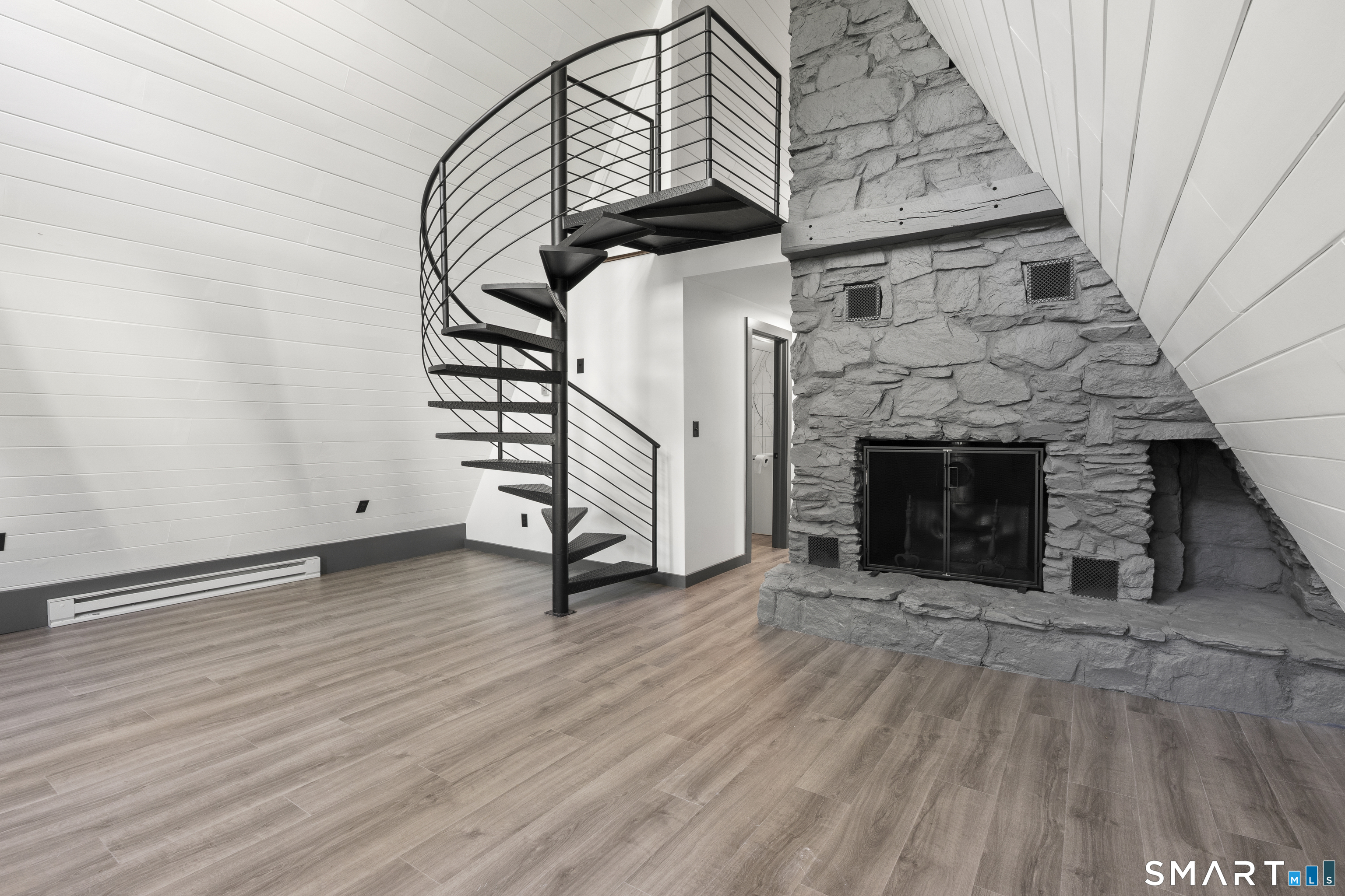 13 Lewis Avenue Property Photo 18