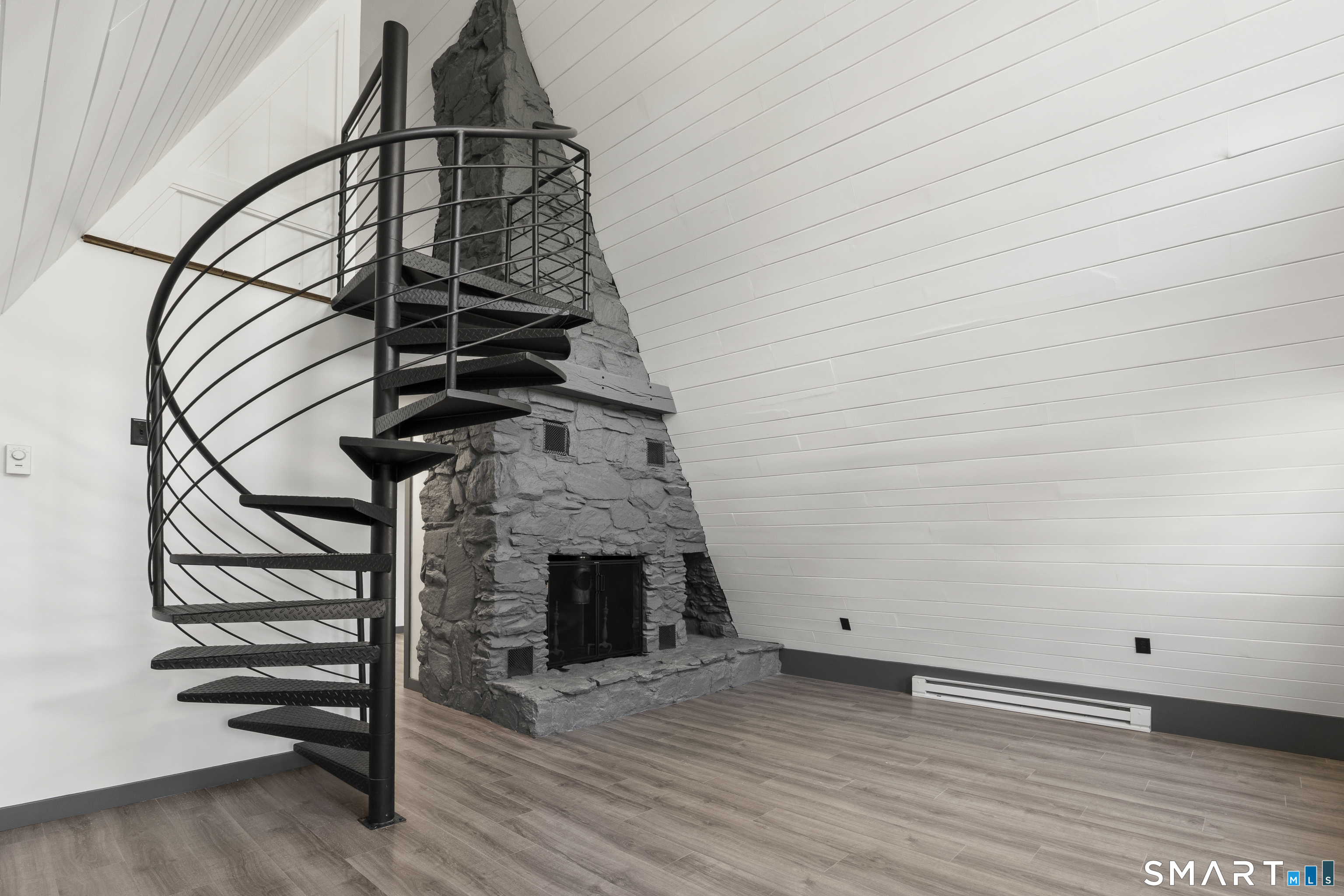 13 Lewis Avenue Property Photo 19