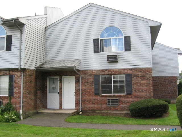 975 Meriden 117 Road Property Photo 1
