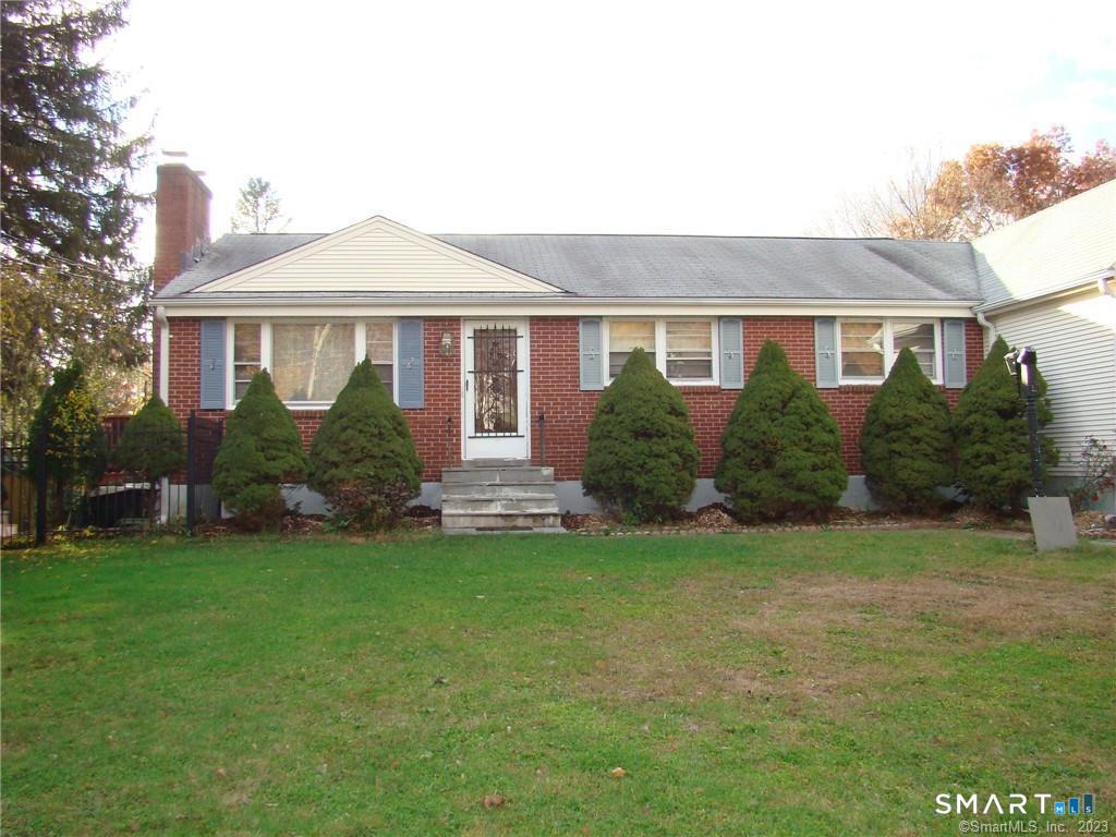 453 Strickland Street Property Photo 1