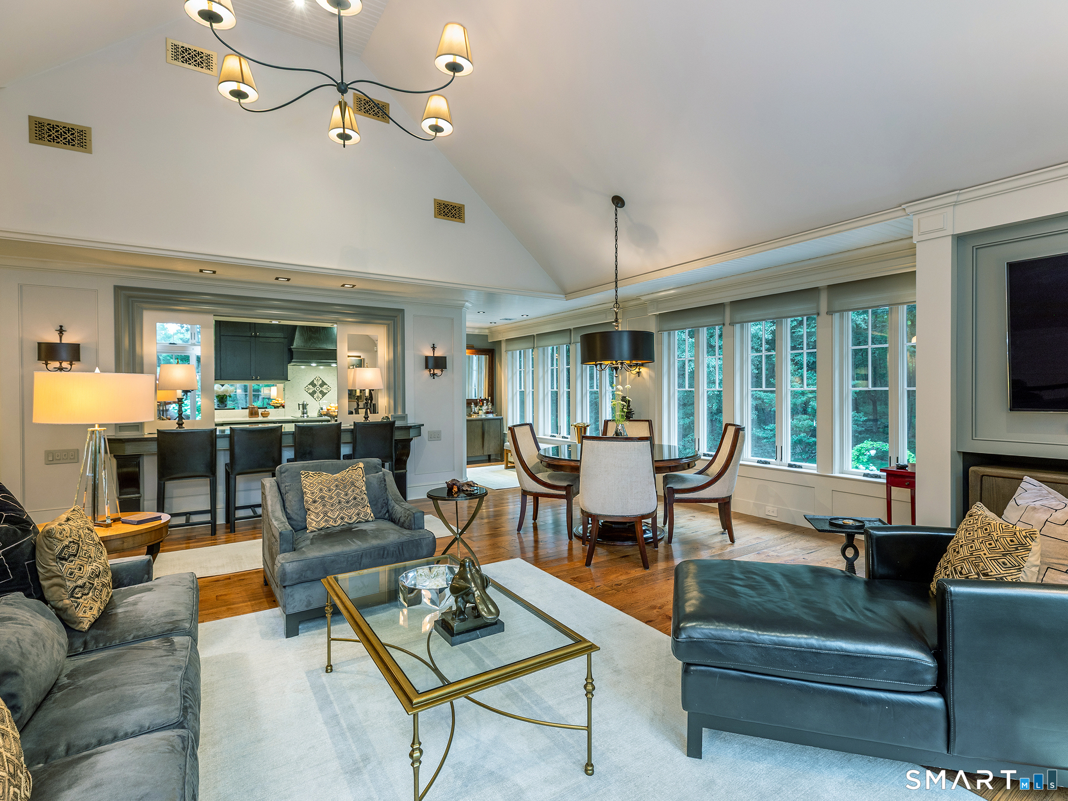 24201971 Property Photo 32
