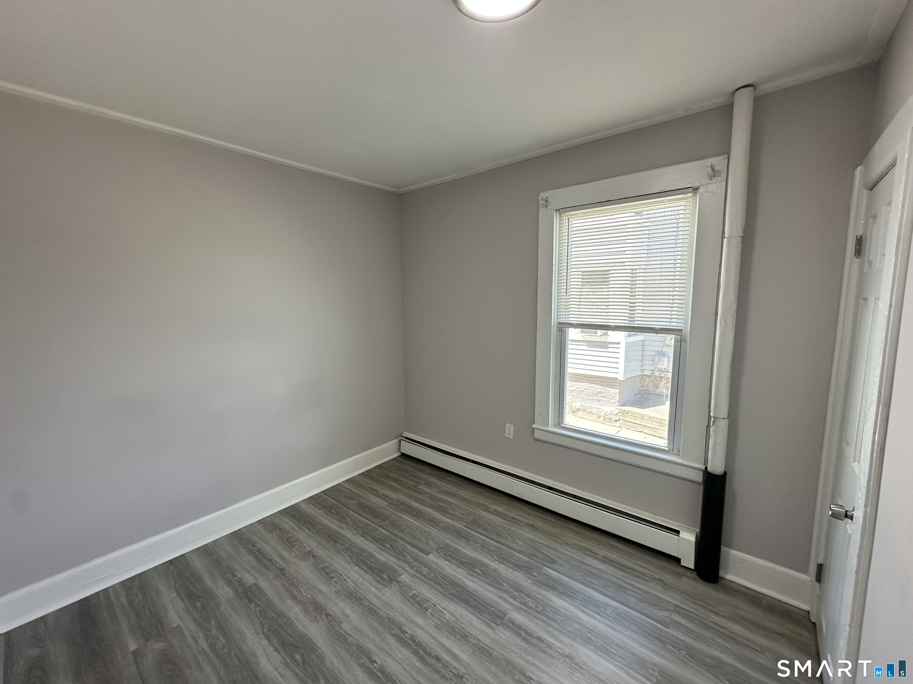 30 Jefferson 1 Avenue Property Photo 6