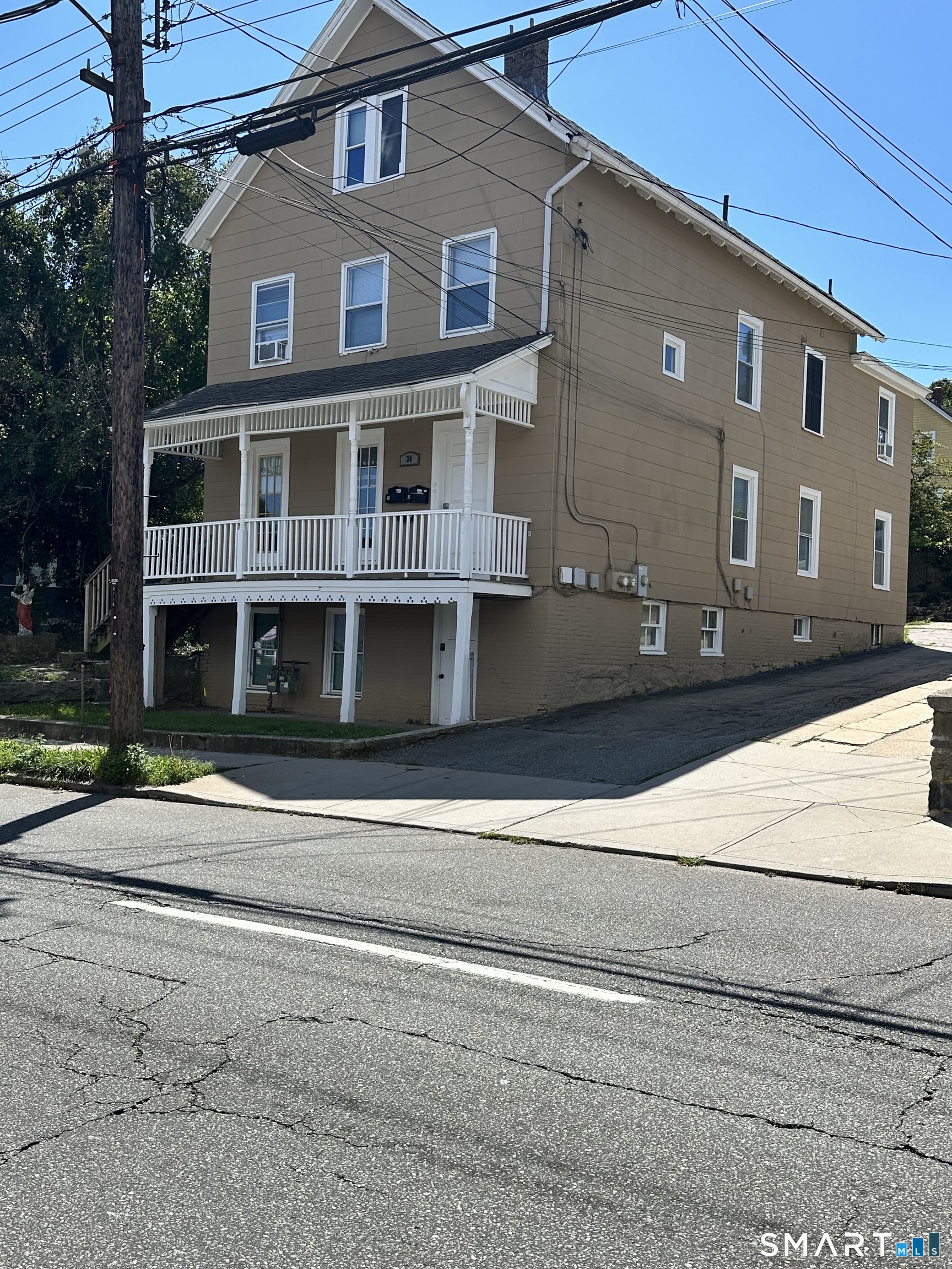 30 Jefferson 1 Avenue Property Photo 16
