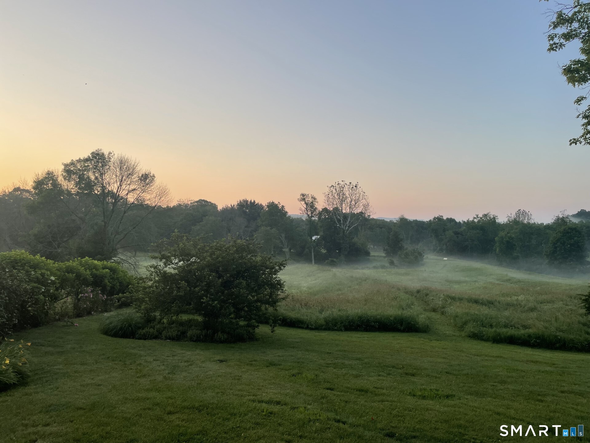 547 Under Mountain Road Property Photo 8