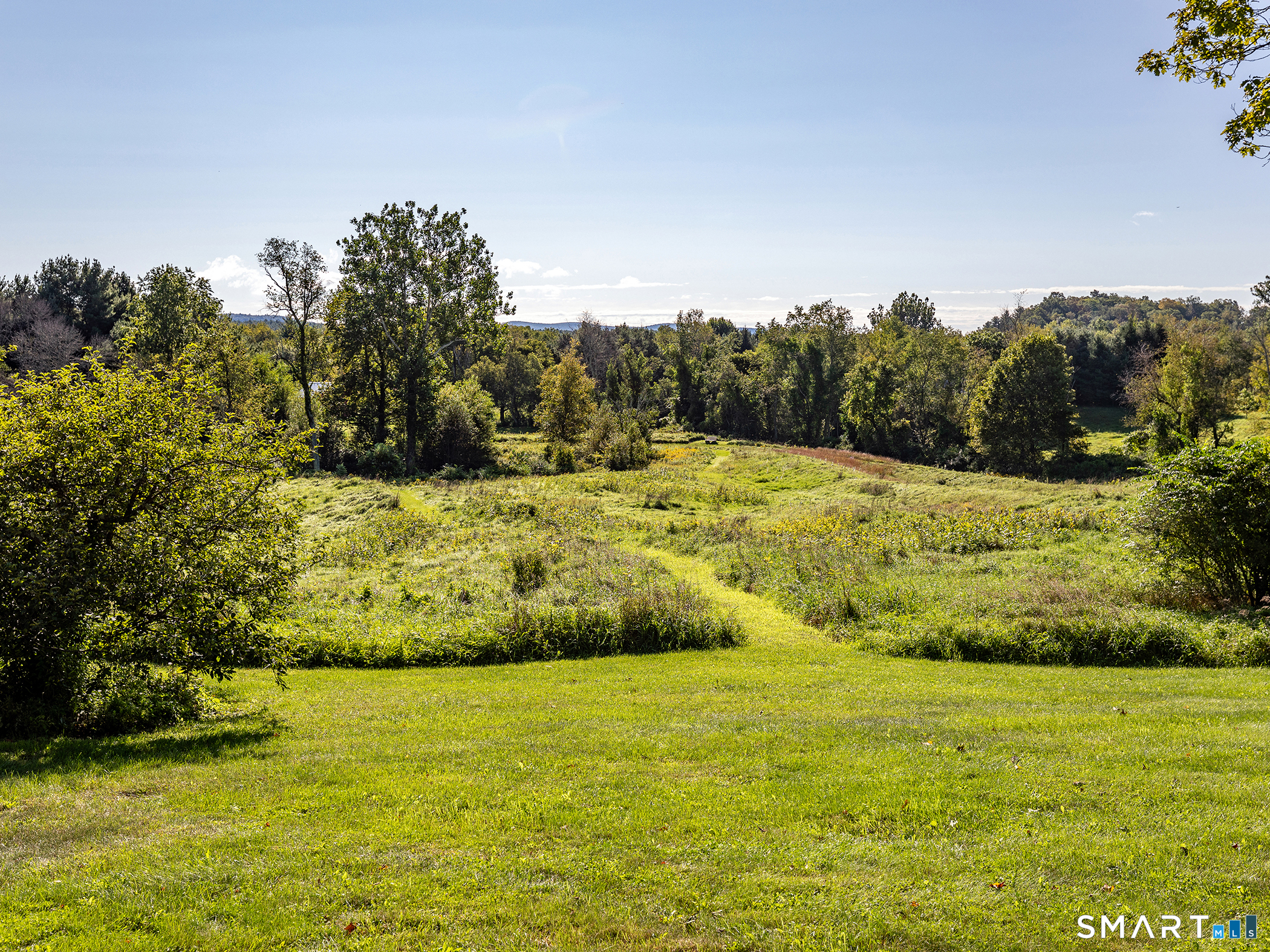 547 Under Mountain Road Property Photo 9