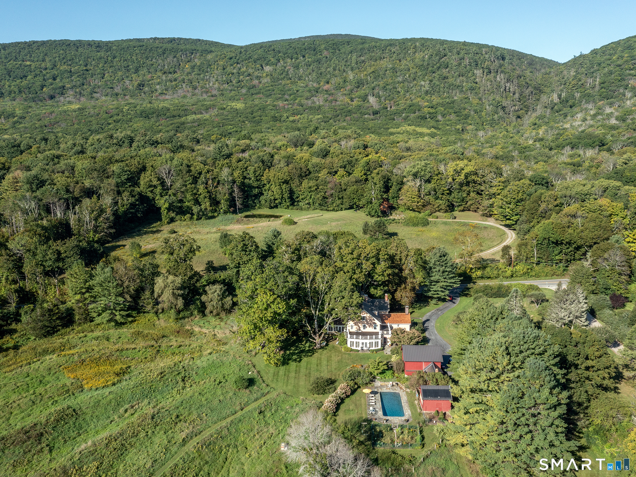 547 Under Mountain Road Property Photo 34