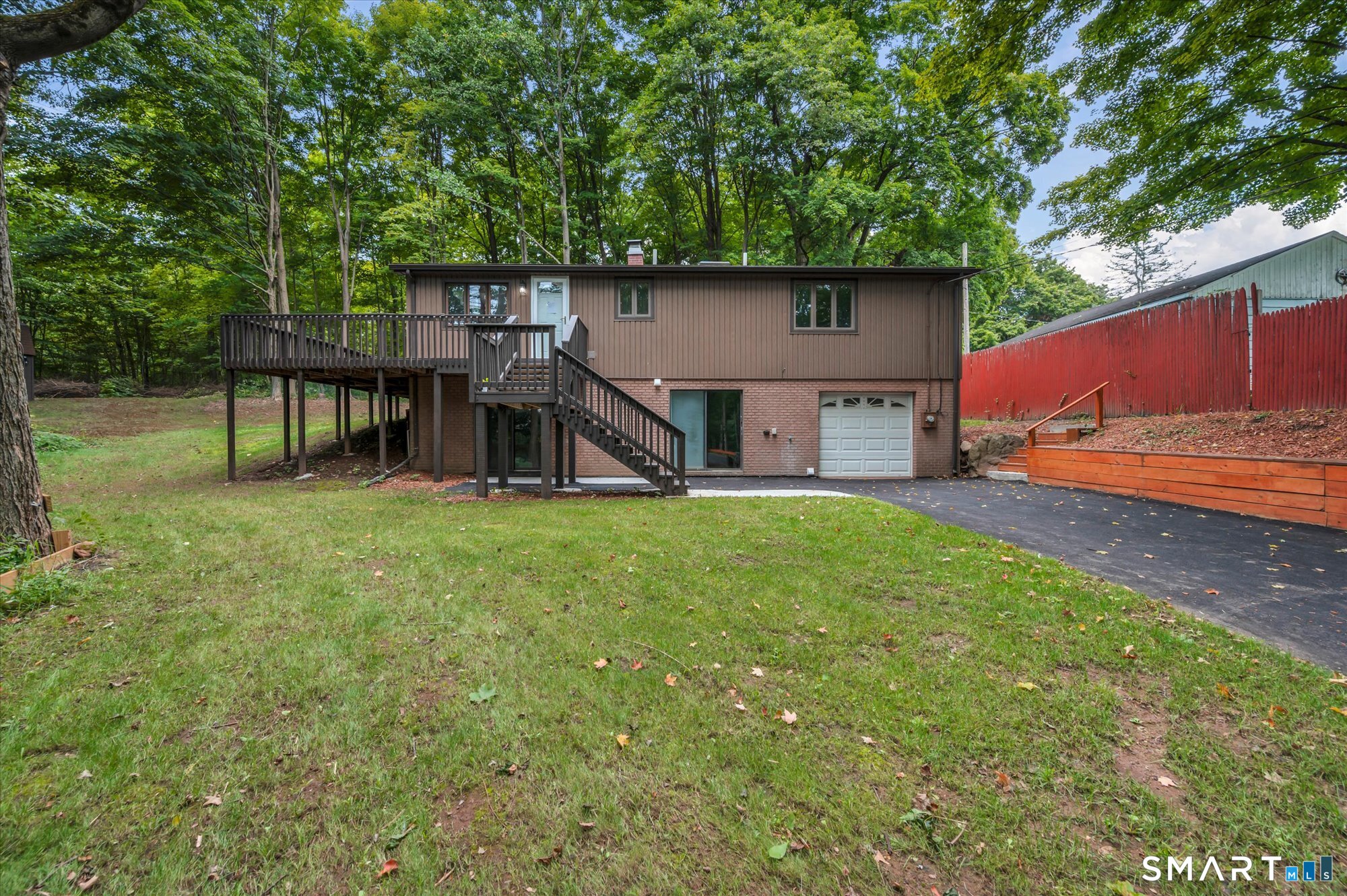 19 Smithfield Avenue Property Photo 1