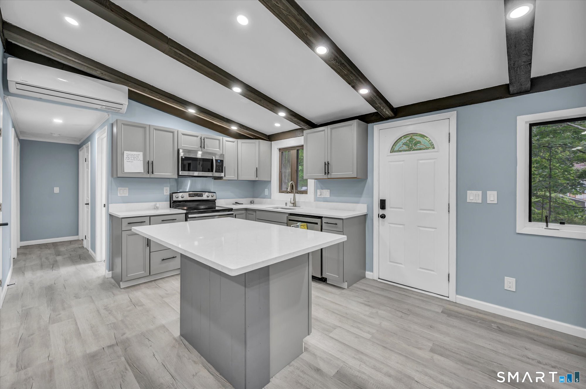 19 Smithfield Avenue Property Photo 7