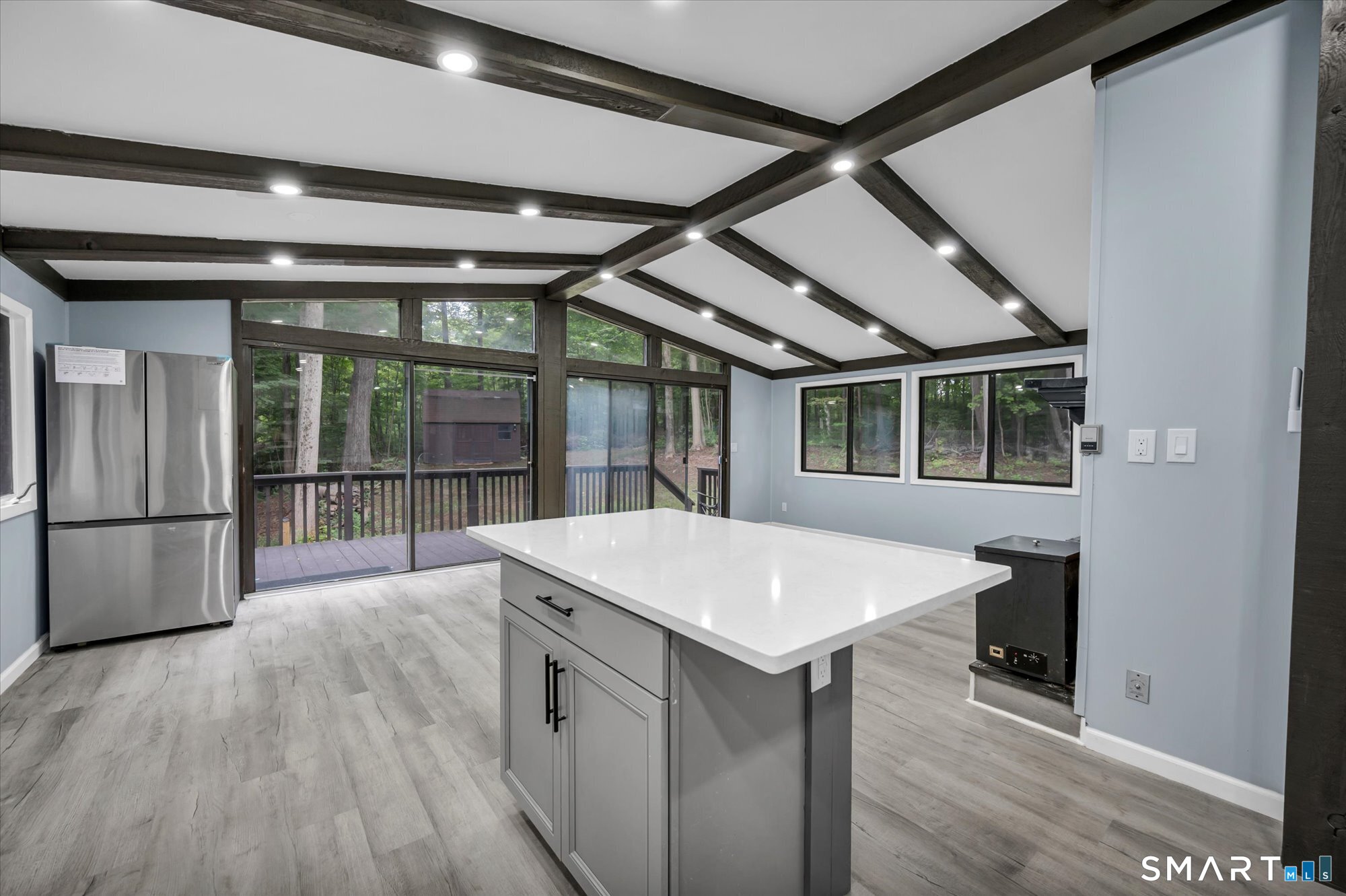 19 Smithfield Avenue Property Photo 12
