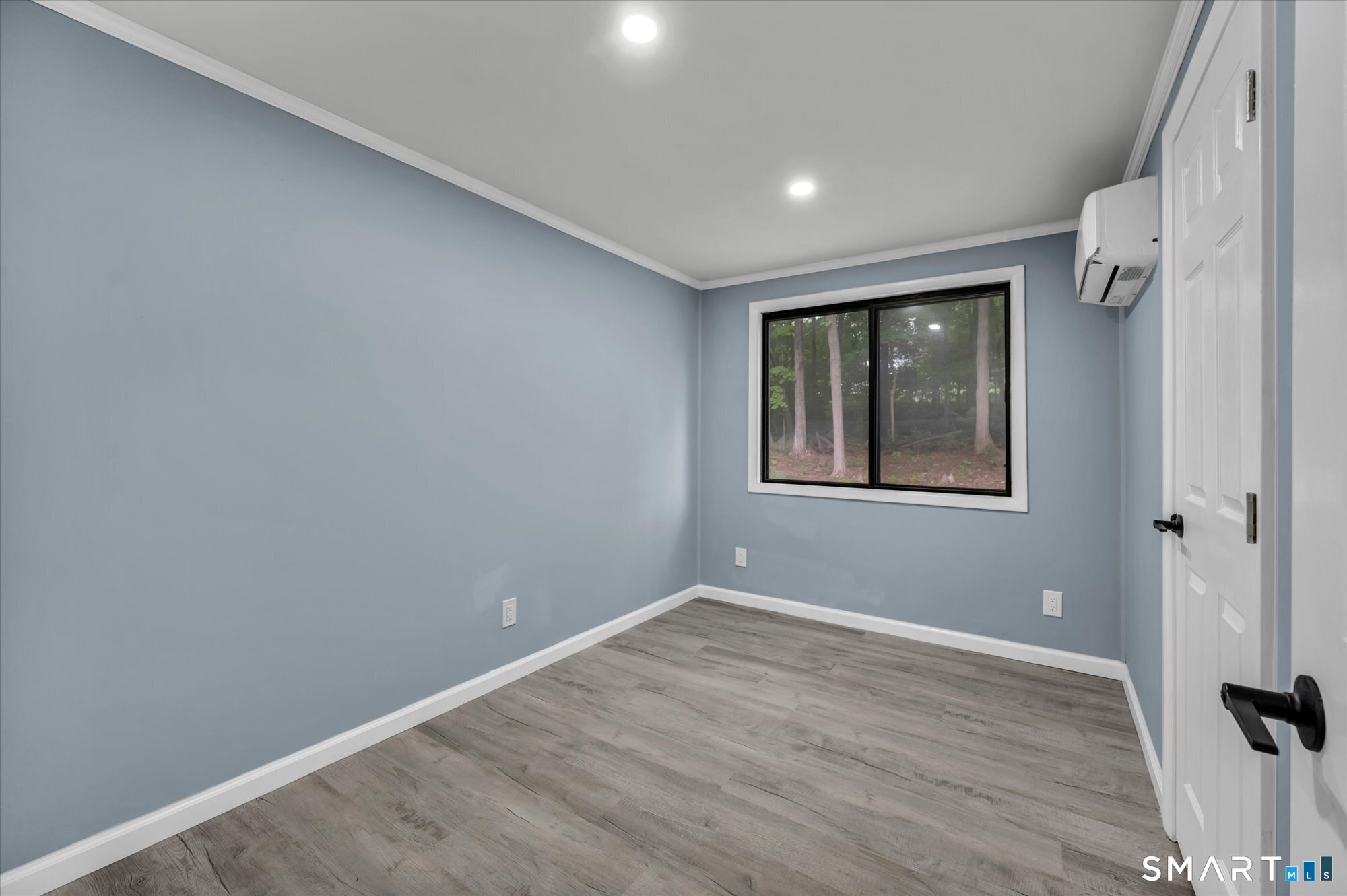 19 Smithfield Avenue Property Photo 16