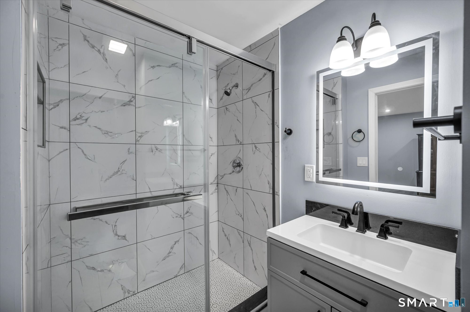 19 Smithfield Avenue Property Photo 32