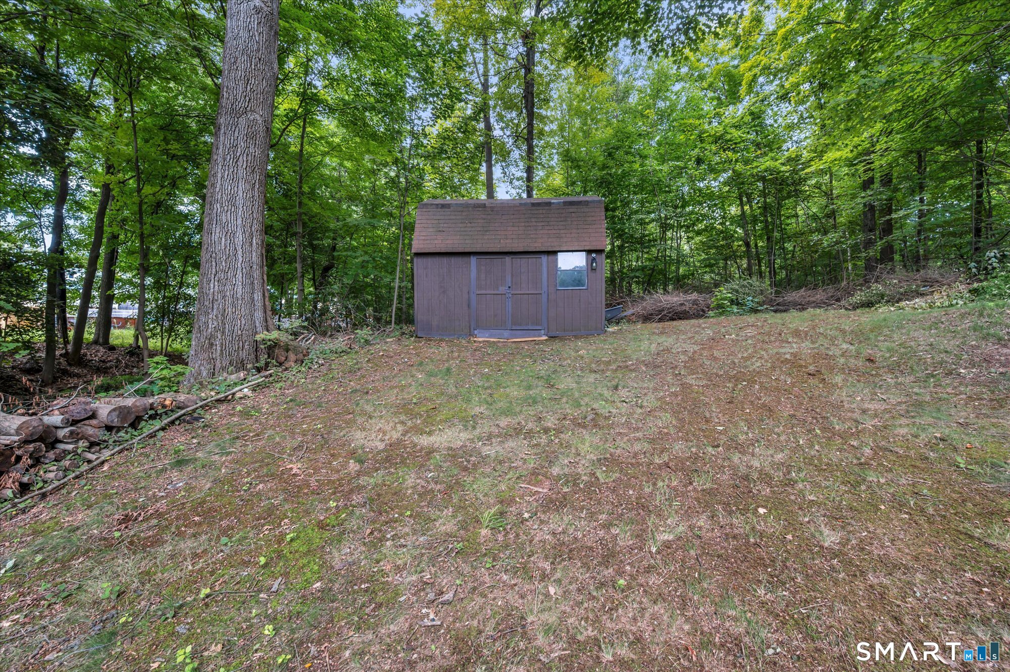 19 Smithfield Avenue Property Photo 34