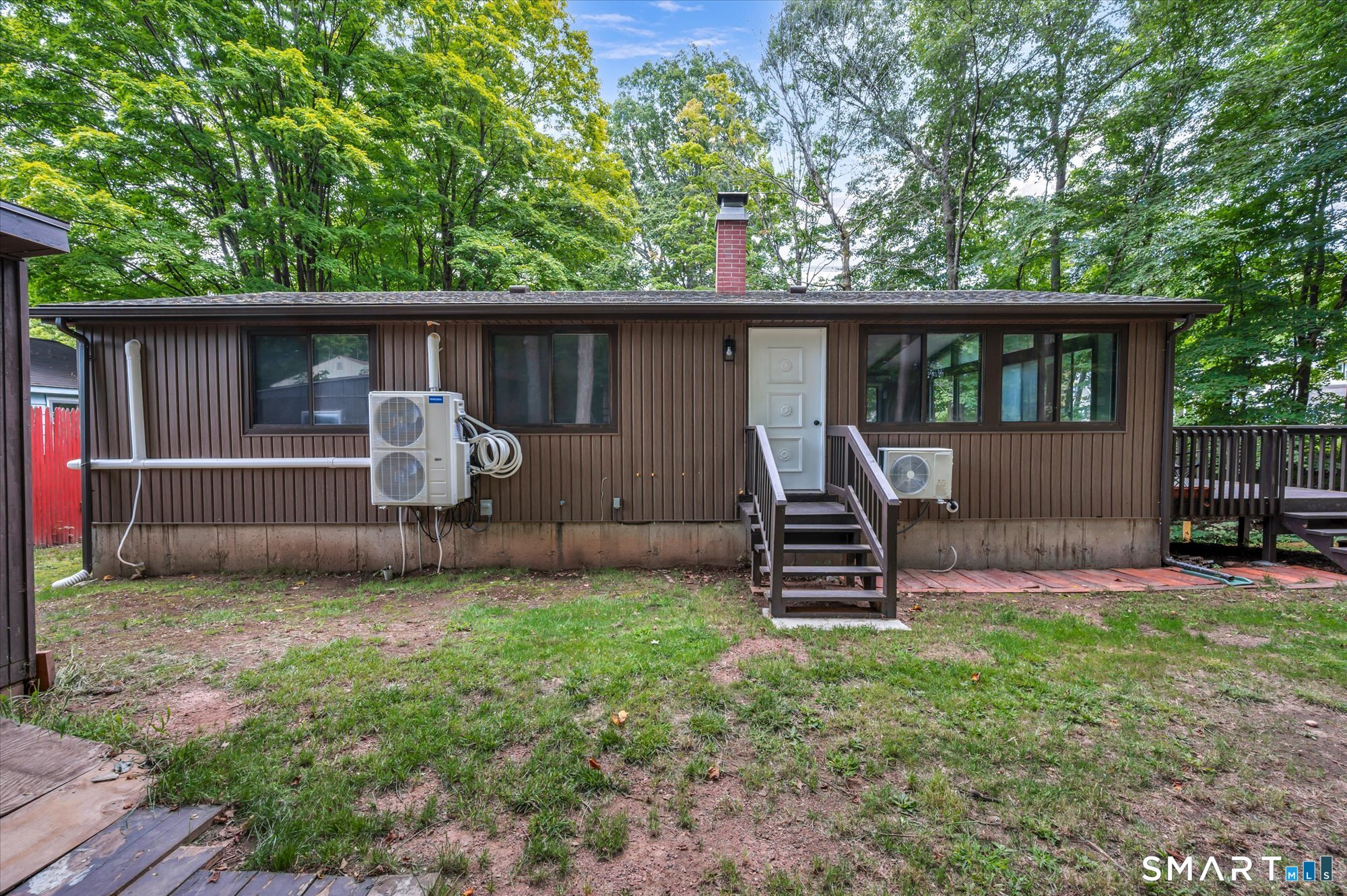 19 Smithfield Avenue Property Photo 36