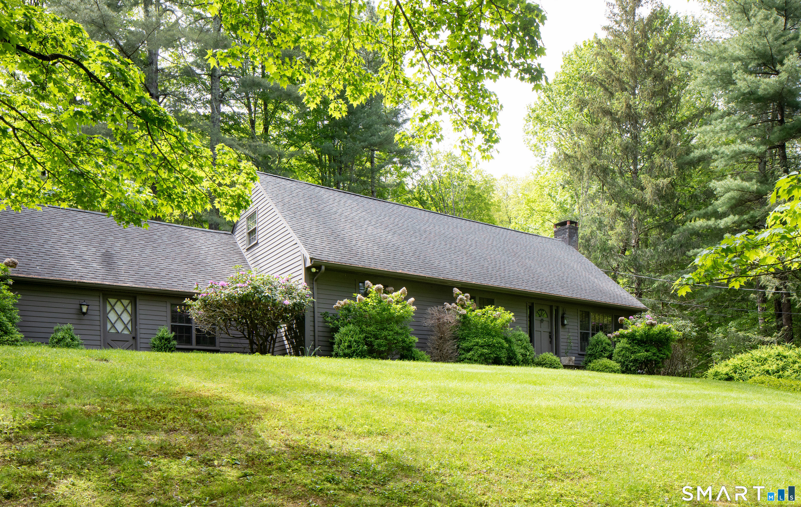 109 Cobble Road Property Photo 1