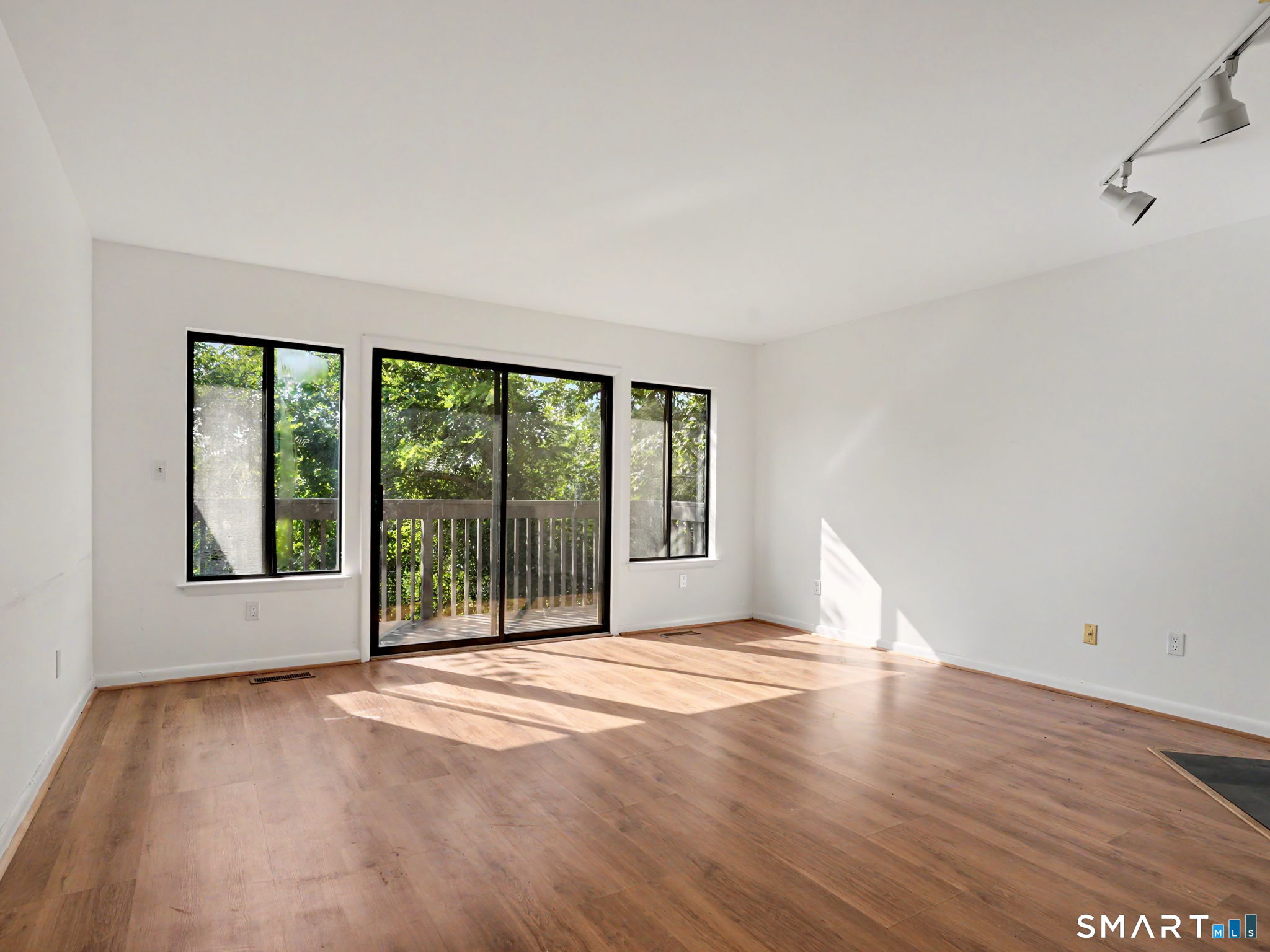 9 Old North Stamford 35a Road Property Photo 3