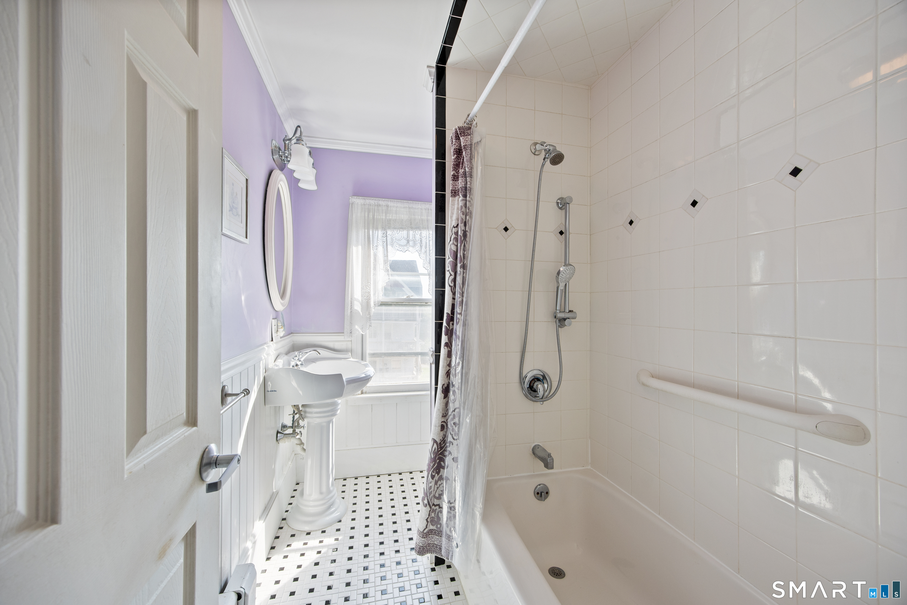 578 Washington Avenue Property Photo 9