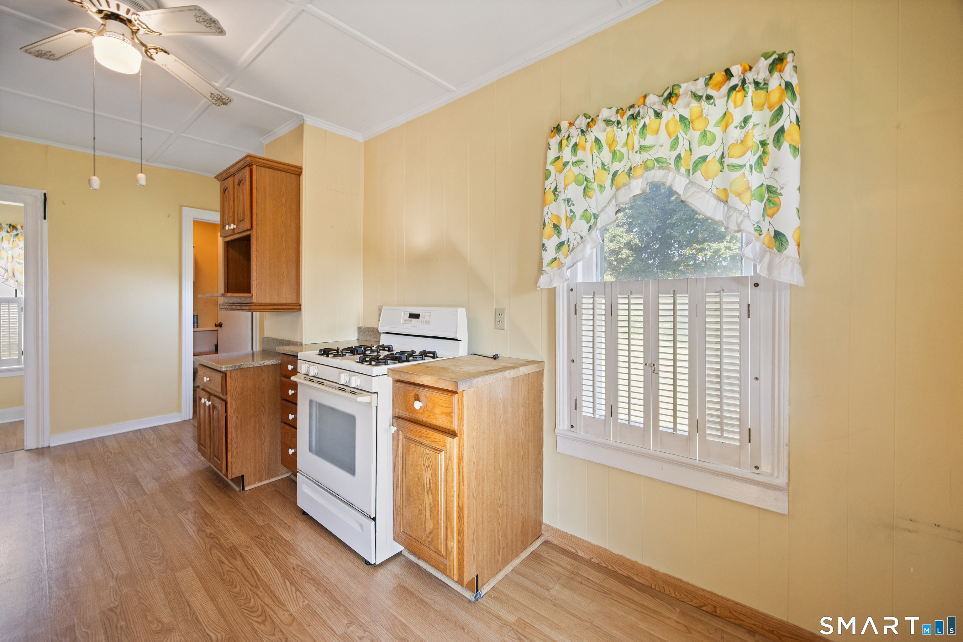 578 Washington Avenue Property Photo 22