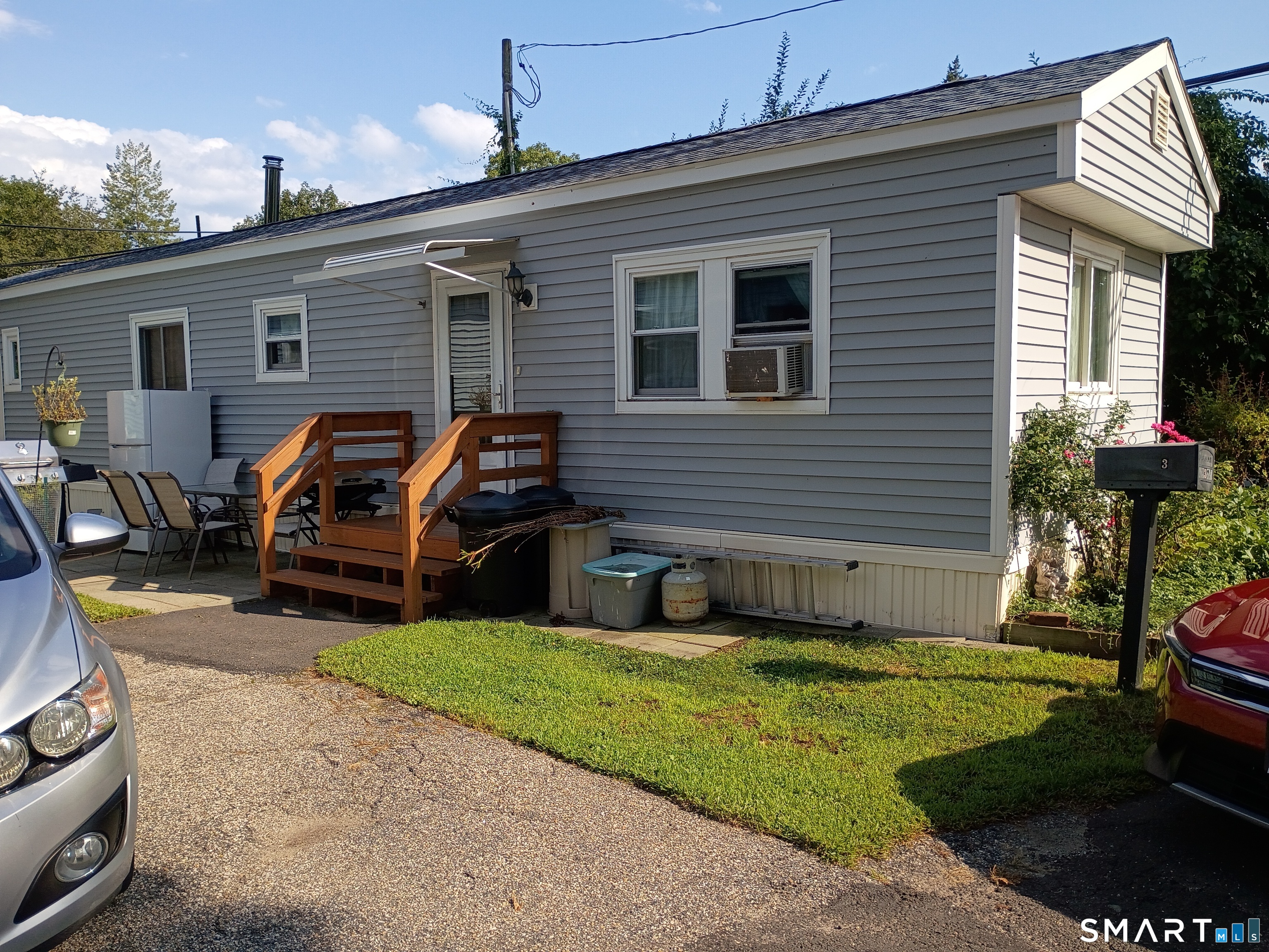 3 Horseshoe Drive Property Photo 1