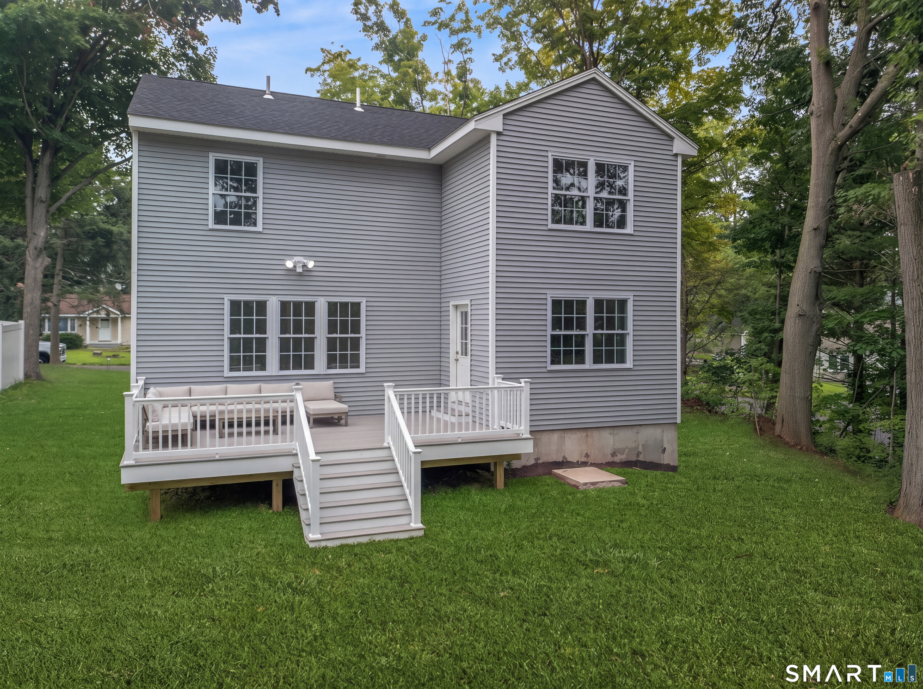 311 Orchard Avenue Property Photo 16