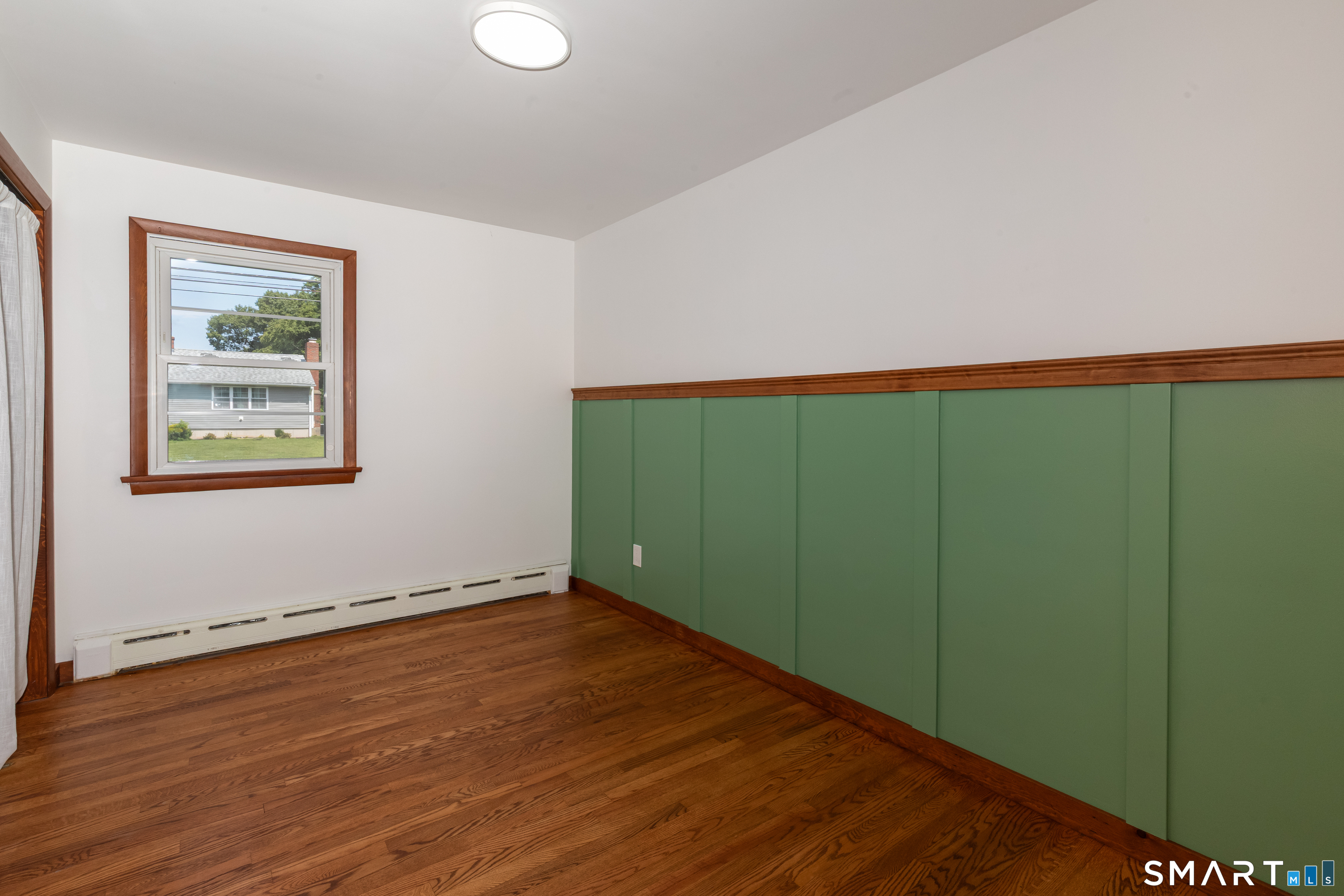 421 Como Avenue Property Photo 13