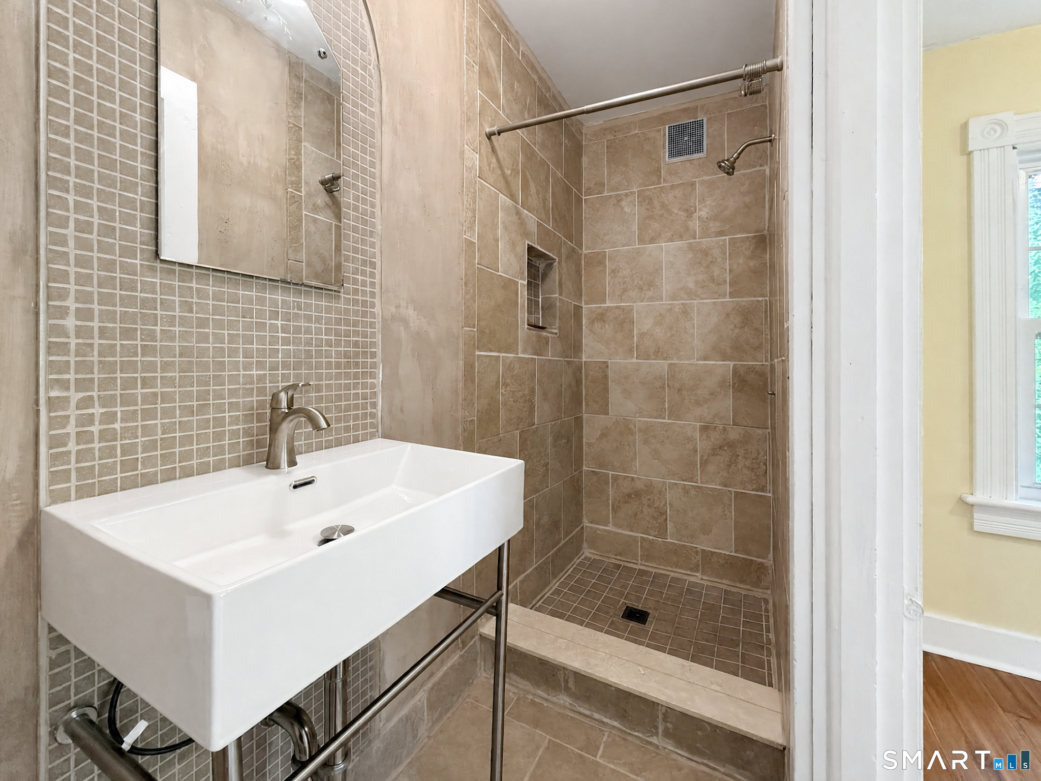 22 Waller Road Property Photo 26