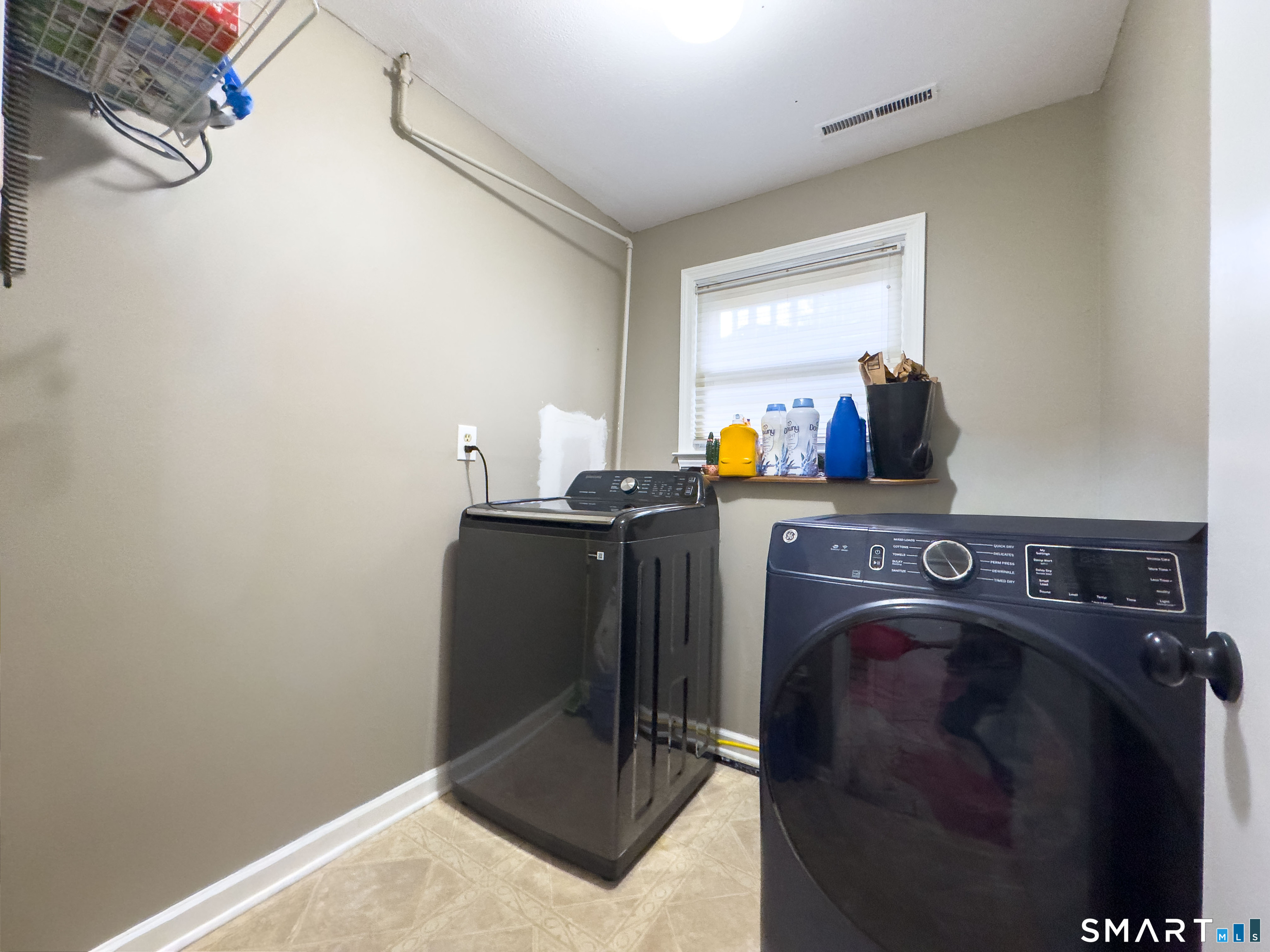 393 Torringford East Street Property Photo 28