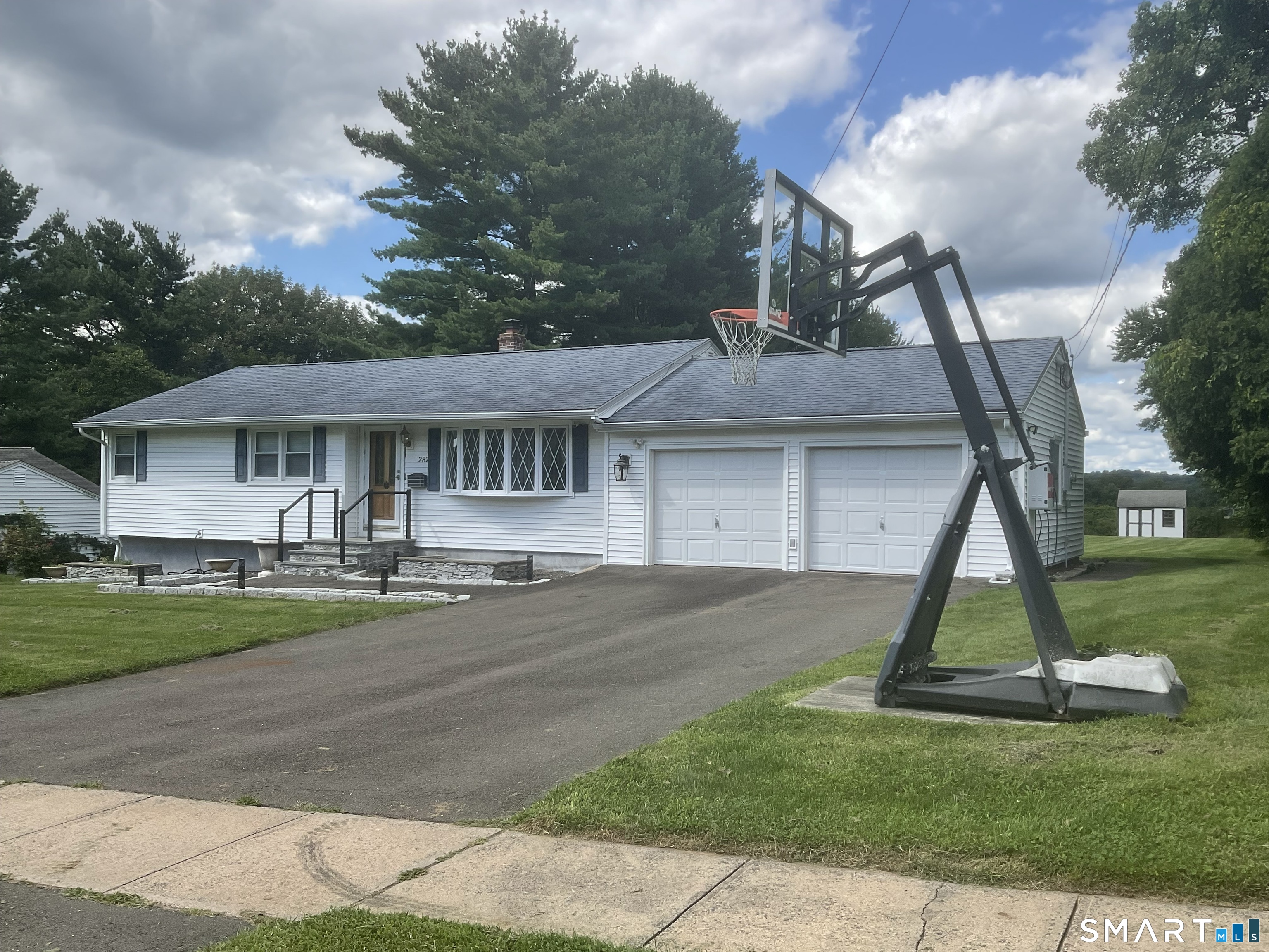 24202082 Property Photo 2