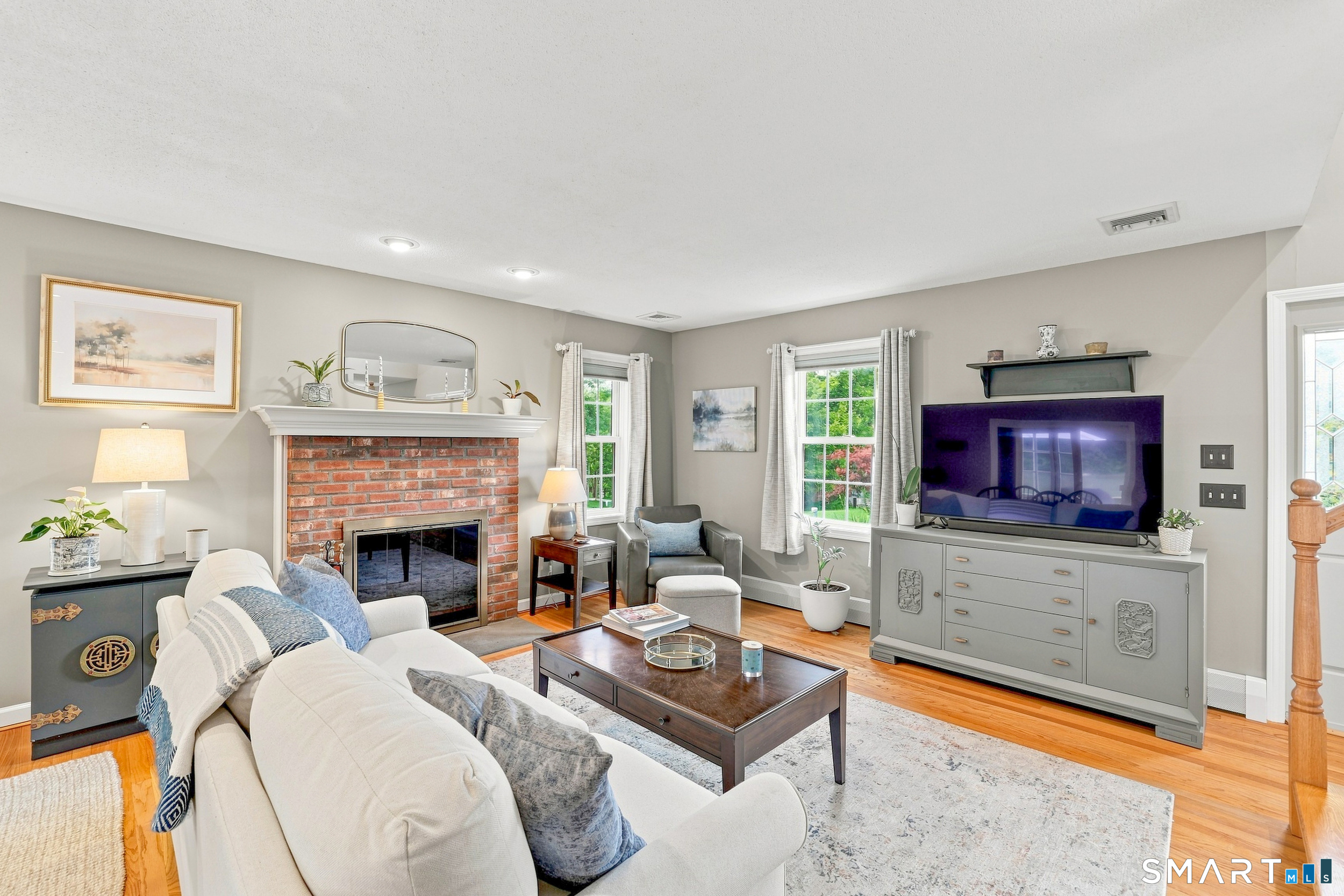 37 Hickory Street Property Photo 8