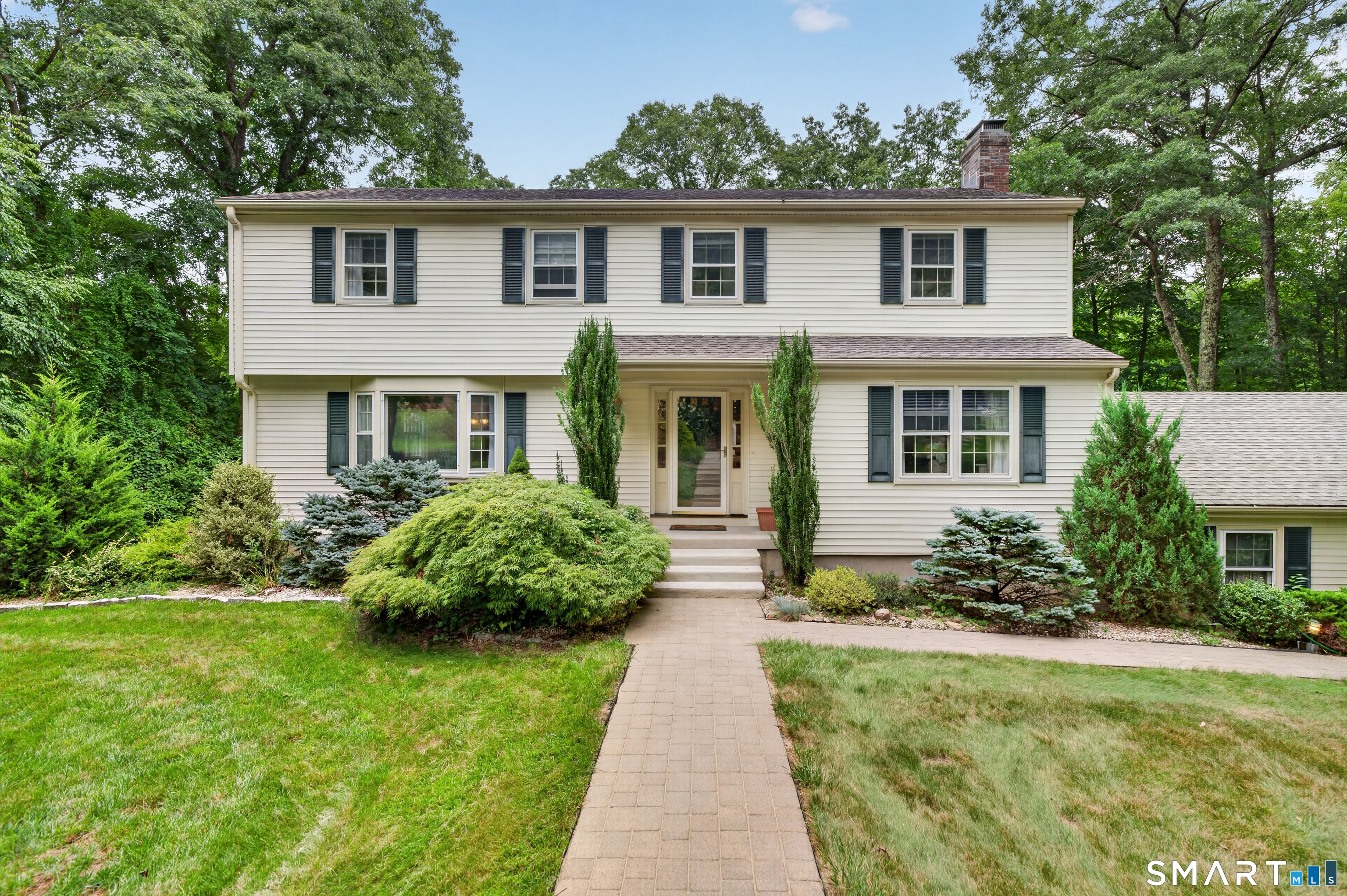 6 Hemlock Lane Property Photo 1